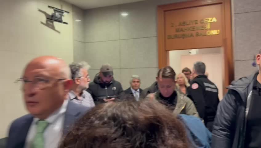 Gazeteci Tolga Şardan'ın  yargılandığı dava ertelendi