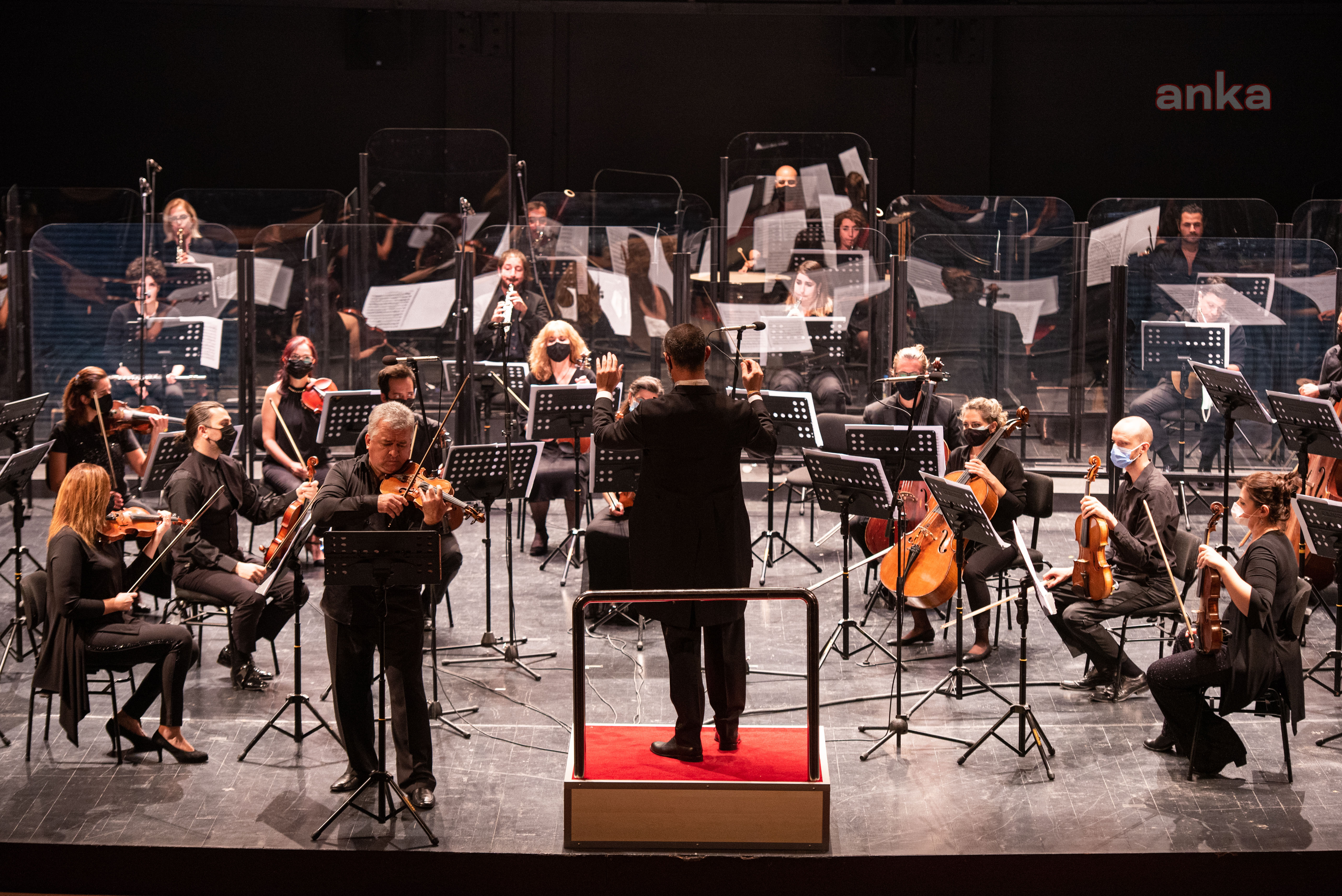 BEETHOVEN'İN 250'NCİ YAŞI, KADIKÖY'DE BİR DİZİ ETKİNLİKLE KUTLANIYOR