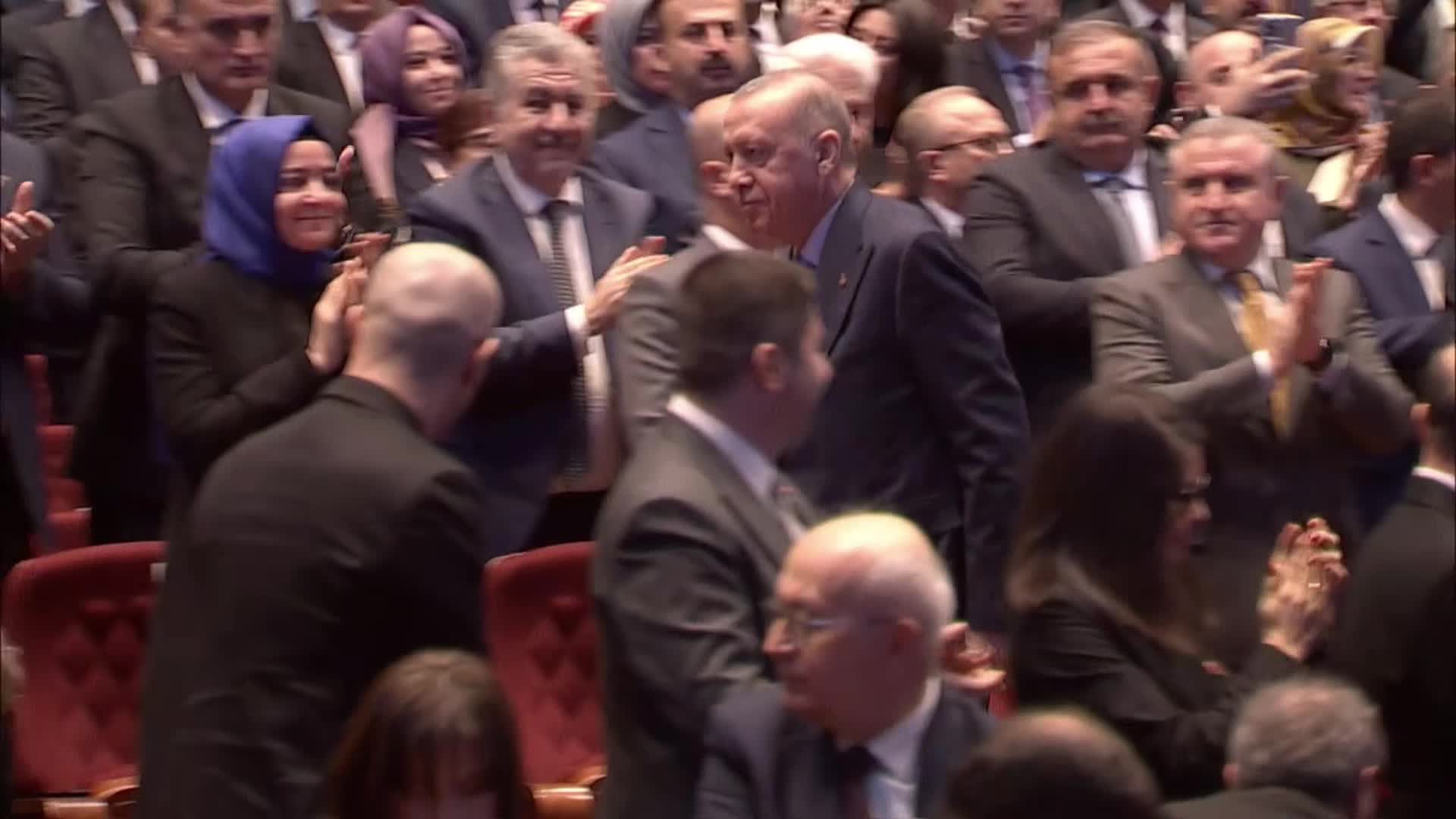 Cumhurbaşkanı Erdoğan: “Millet olarak ufkumuzu 782 bin kilometre kare ile sınırlandıramayız”