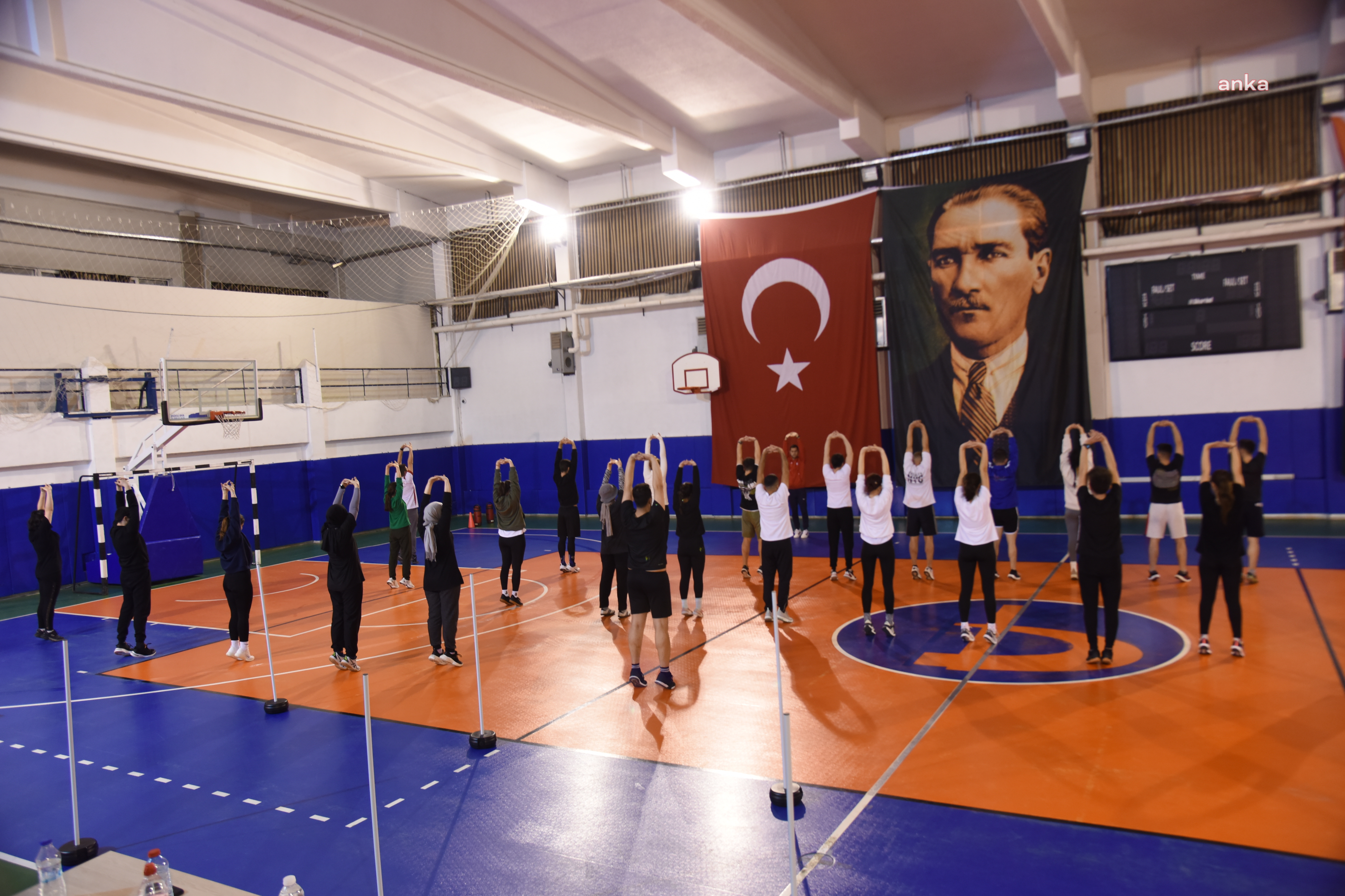 Bilecik Belediyesi, fiziki yeterlilik kurslarıyla gençleri sınava hazırlıyor