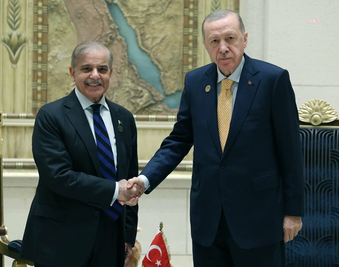 Cumhurbaşkanı Erdoğan, Pakistan Başbakanı Şerif ile görüştü