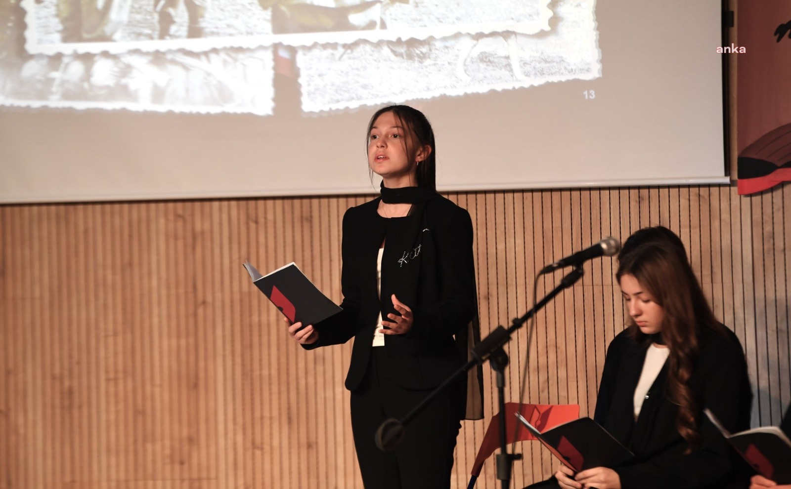 “Nutuk” Osmangazi’de teatral gösteriyle anlatıldı