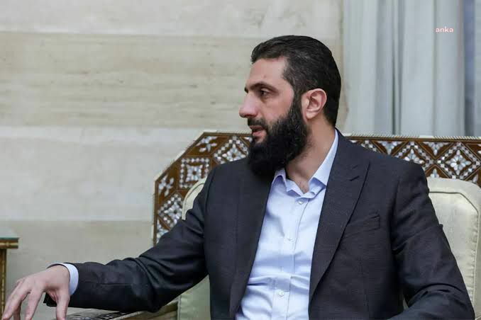 ABD, Suriye'deki görüşmelerin ardından HTŞ lideri Colani'nin başına konan ödülü kaldırdı