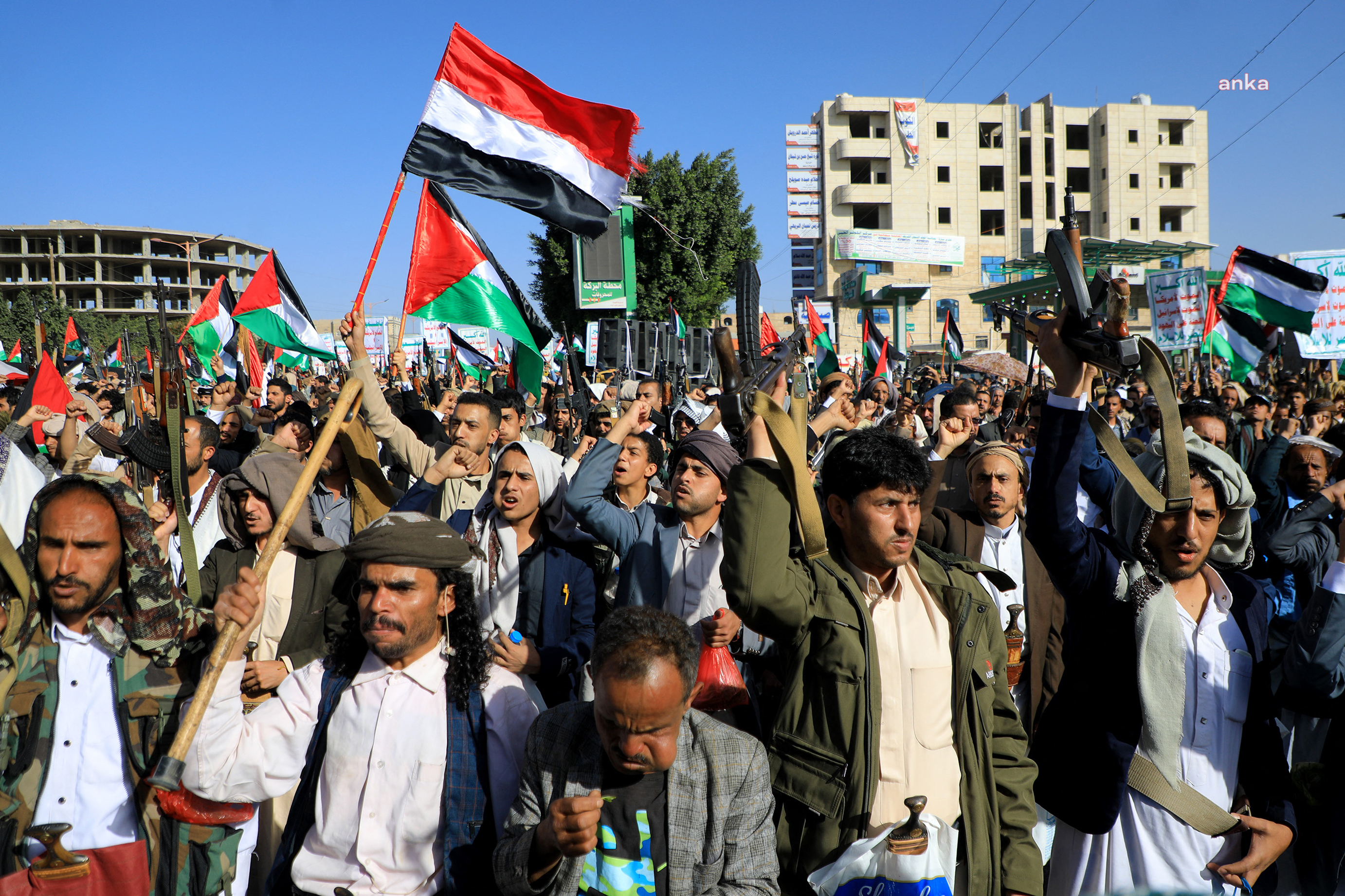 ABD, Yemen'in başkentindeki Husi hedeflerine saldırı düzenlediğini açıkladı