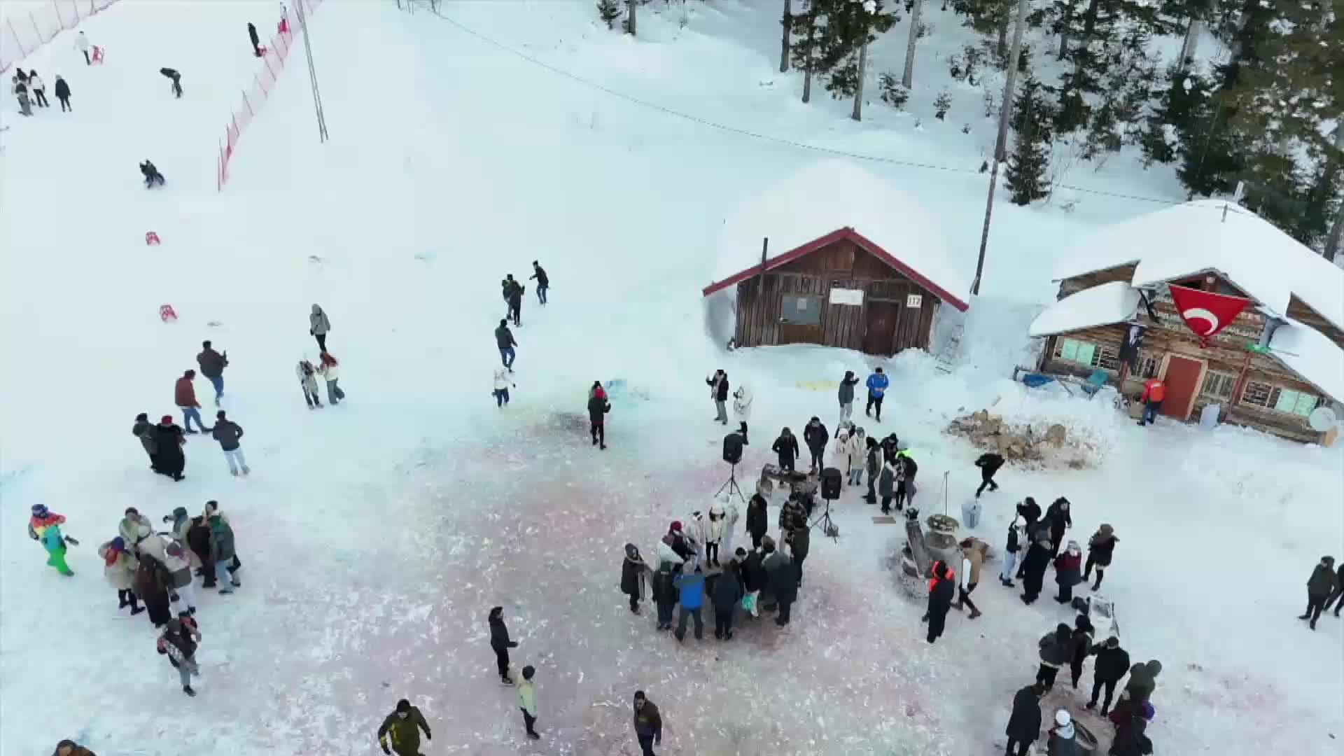 Artvin Kafkasör'de "7. Geleneksel Kar Şenliği" düzenlendi