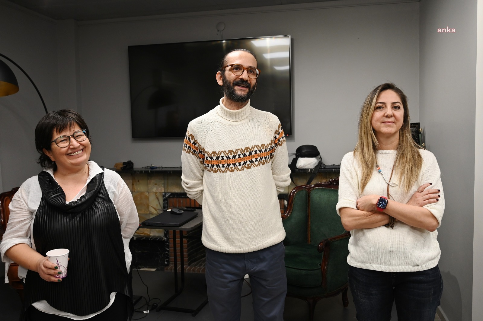 Harun M. Töle'nin "Unspoken" sergisi, AFSAD'da sanatseverlerle buluştu