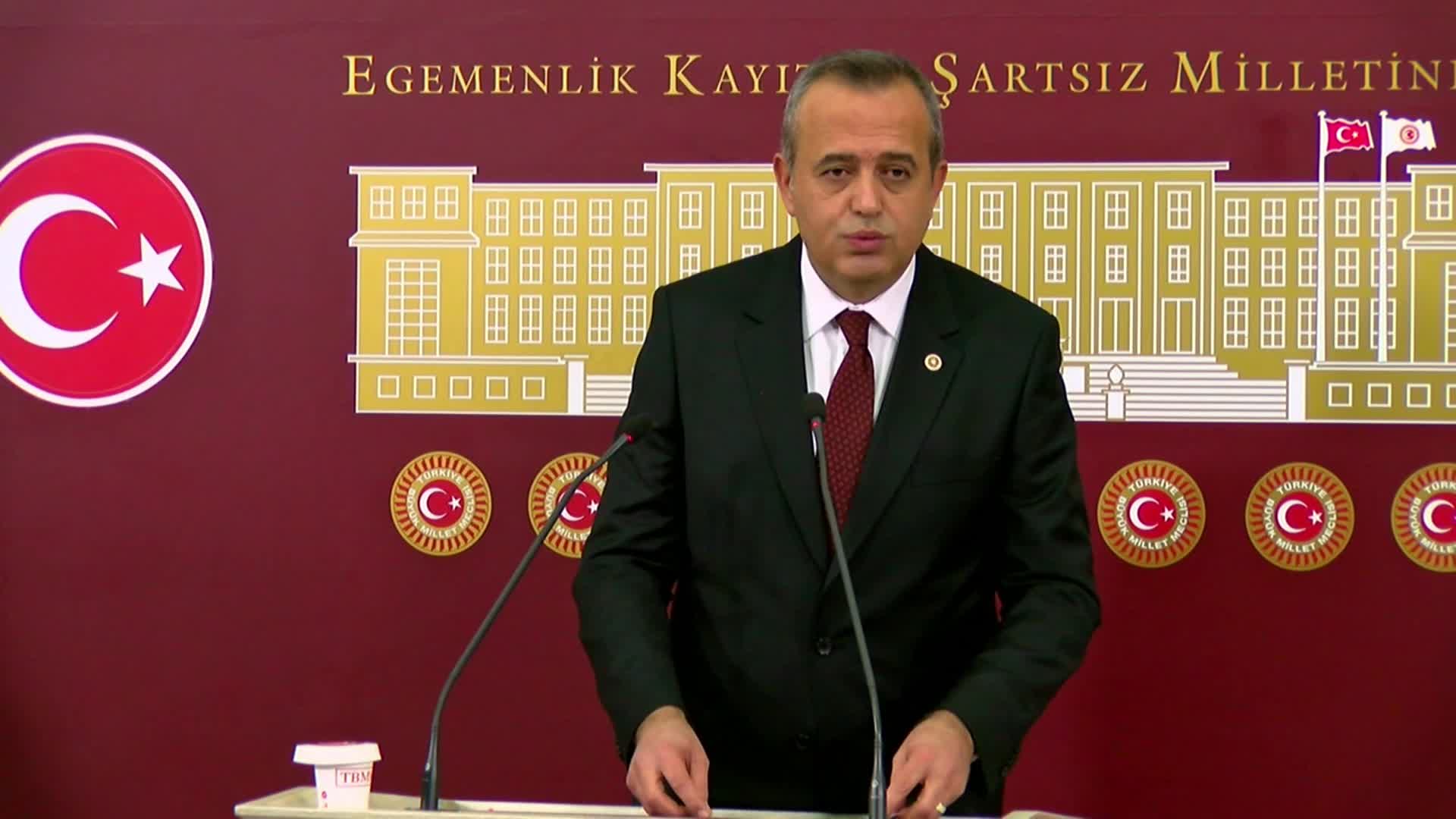 Saadet Gelecek Grubu, Deva Partisi’nin desteğiyle yeniden oluşacak. DEVA Partili iki milletvekilinin Saadet Partisi’ne katılacağı belirtiliyor