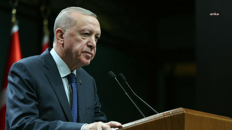 Cumhurbaşkanı Erdoğan, milli şair  Mehmet Akif Ersoy'u vefatının 88'inci yılında andı