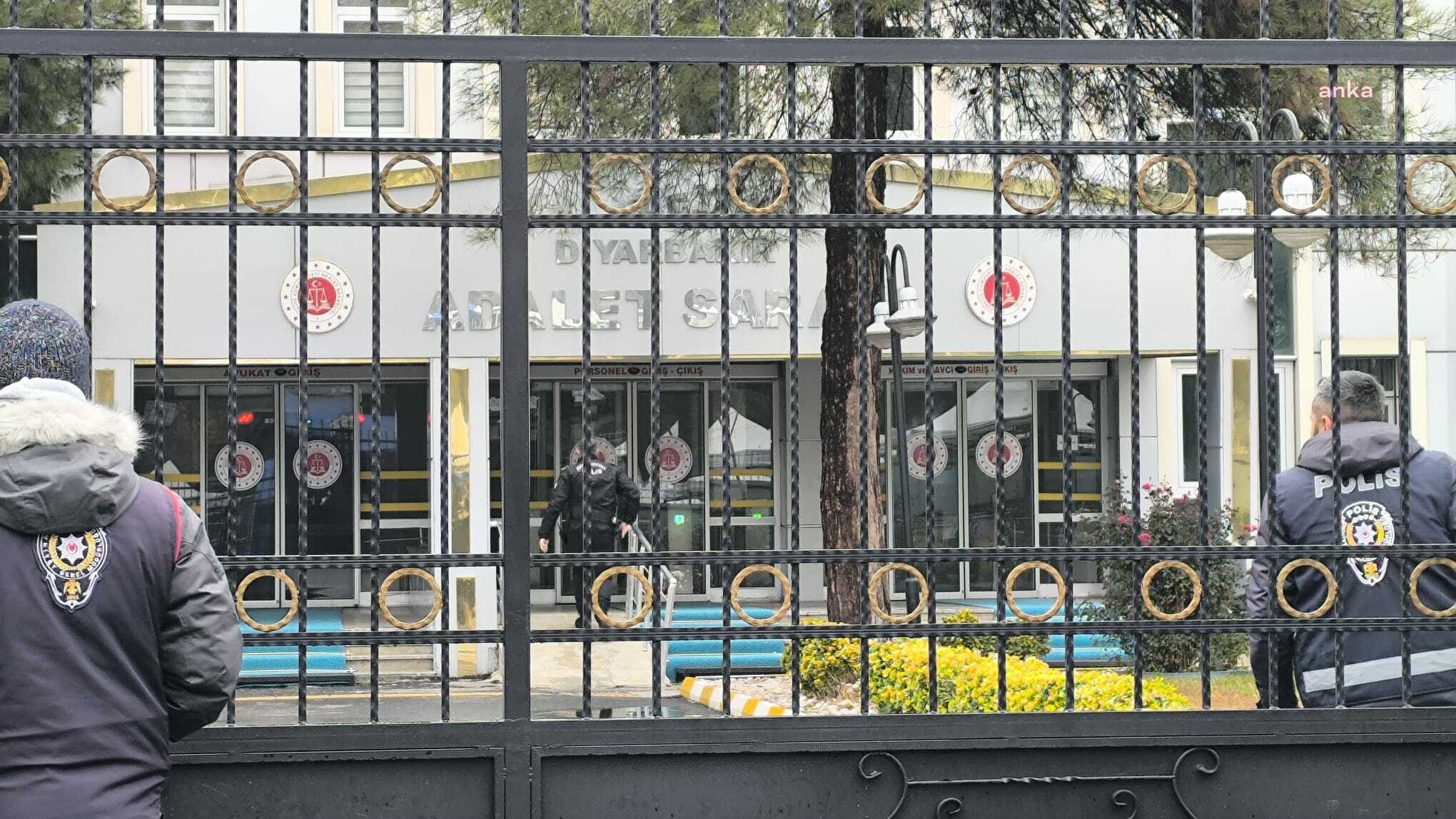 Narin Güran cinayeti davası... Anne Yüksel Güran: "Tüm Türkiye'ye söylüyorum hiç kabahatimiz olmadı"