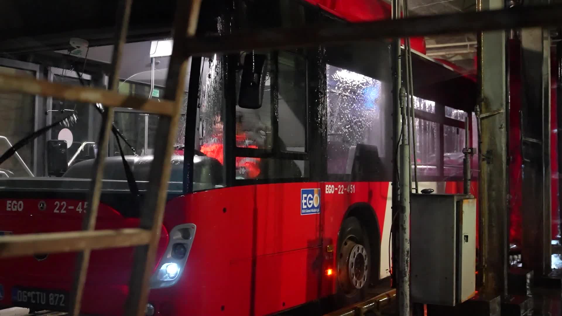 Ankara Büyükşehir Belediyesi, yılbaşı hazırlıklarını tamamladı