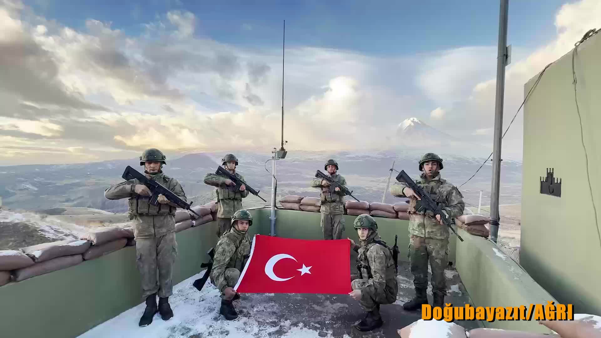 Mehmetçik'ten yeni yıl mesajı