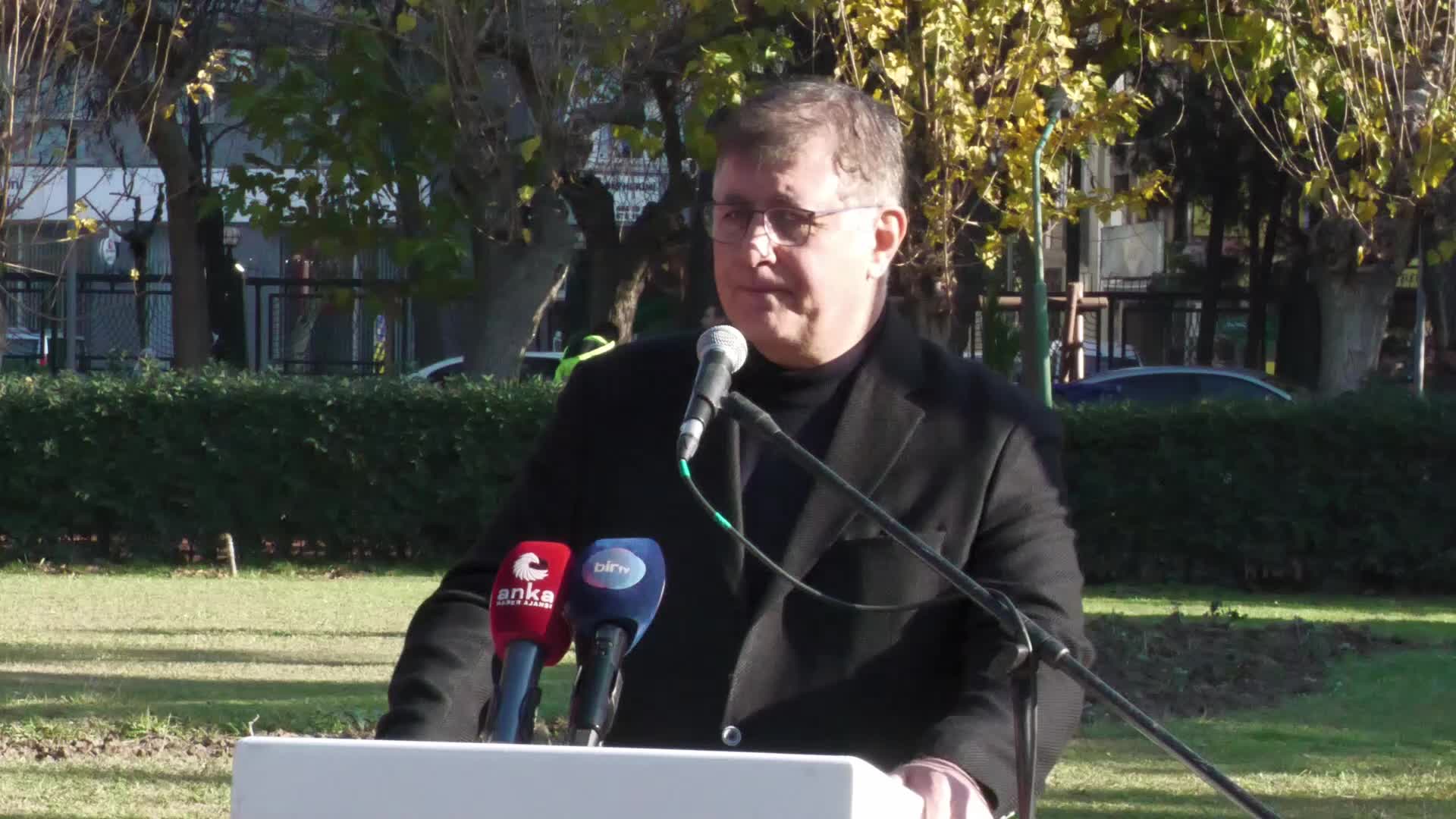 İzmir’in Kültürpark’ı yeni ağaç türleriyle buluştu… Cemil Tugay: Kültürpark’ın İzmir için değerinin farkındayız