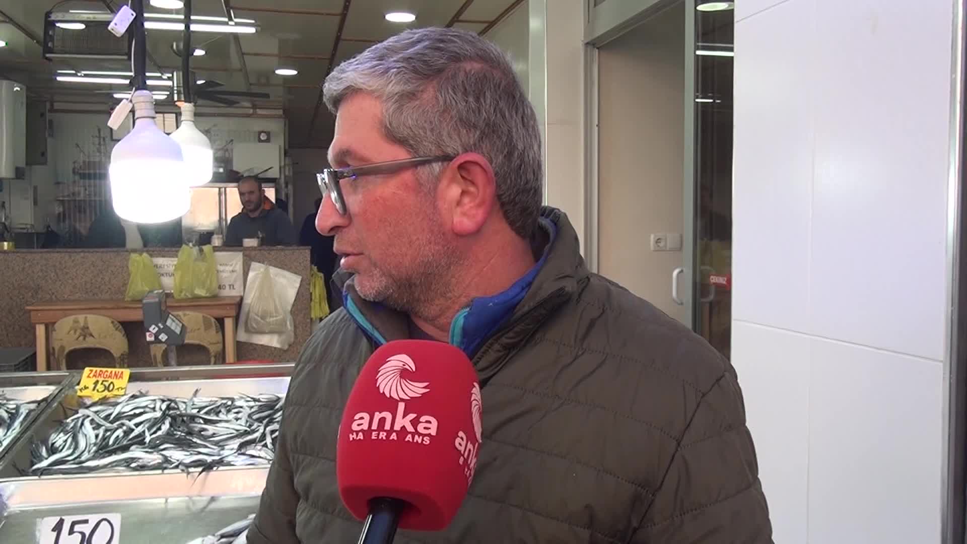 Sinop’ta kalkan balığının kilogramı bin 200 lira... Emekli Fahri Kaya: "Biz bunu alamayız. Bizim alacağımız anca istavrit, hamsiyi bile zor alırız"