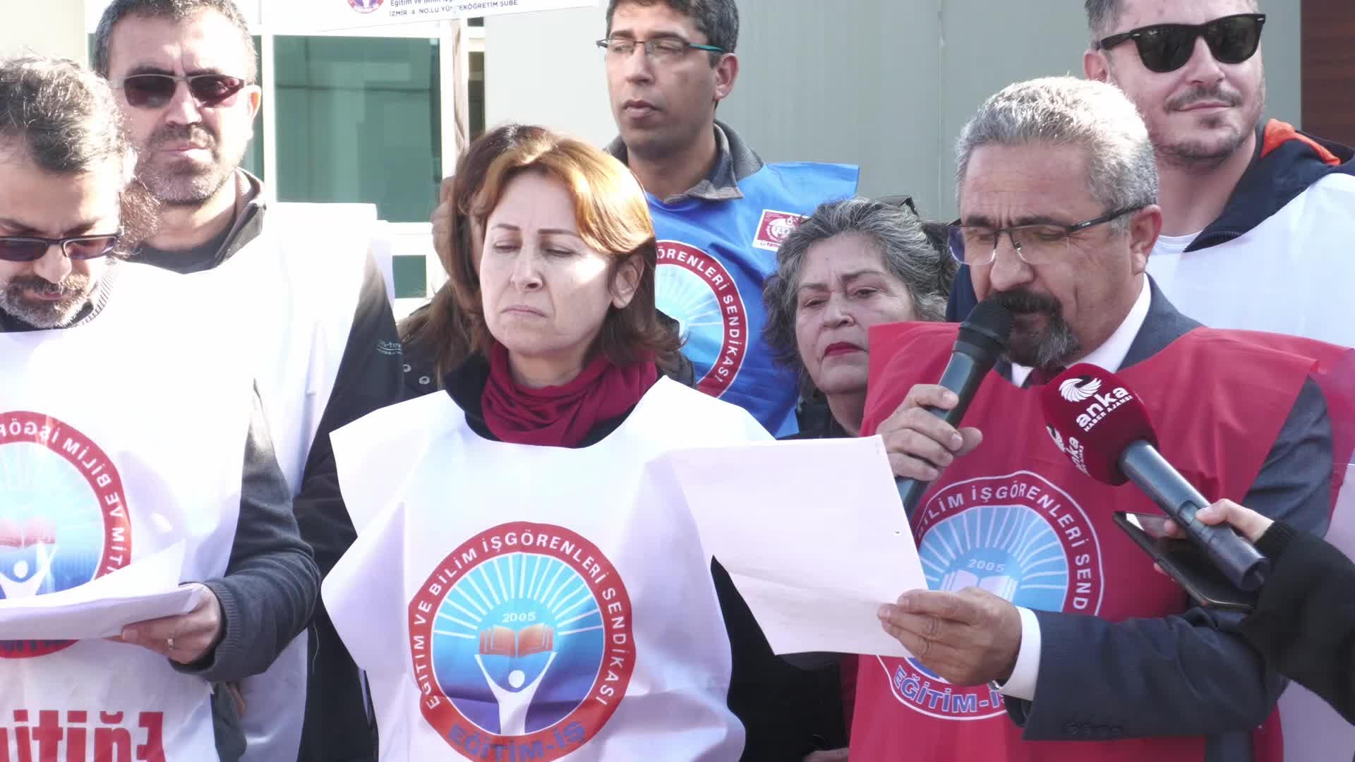 Katip Çelebi Üniversitesi’nde 'mobbing' eylemi