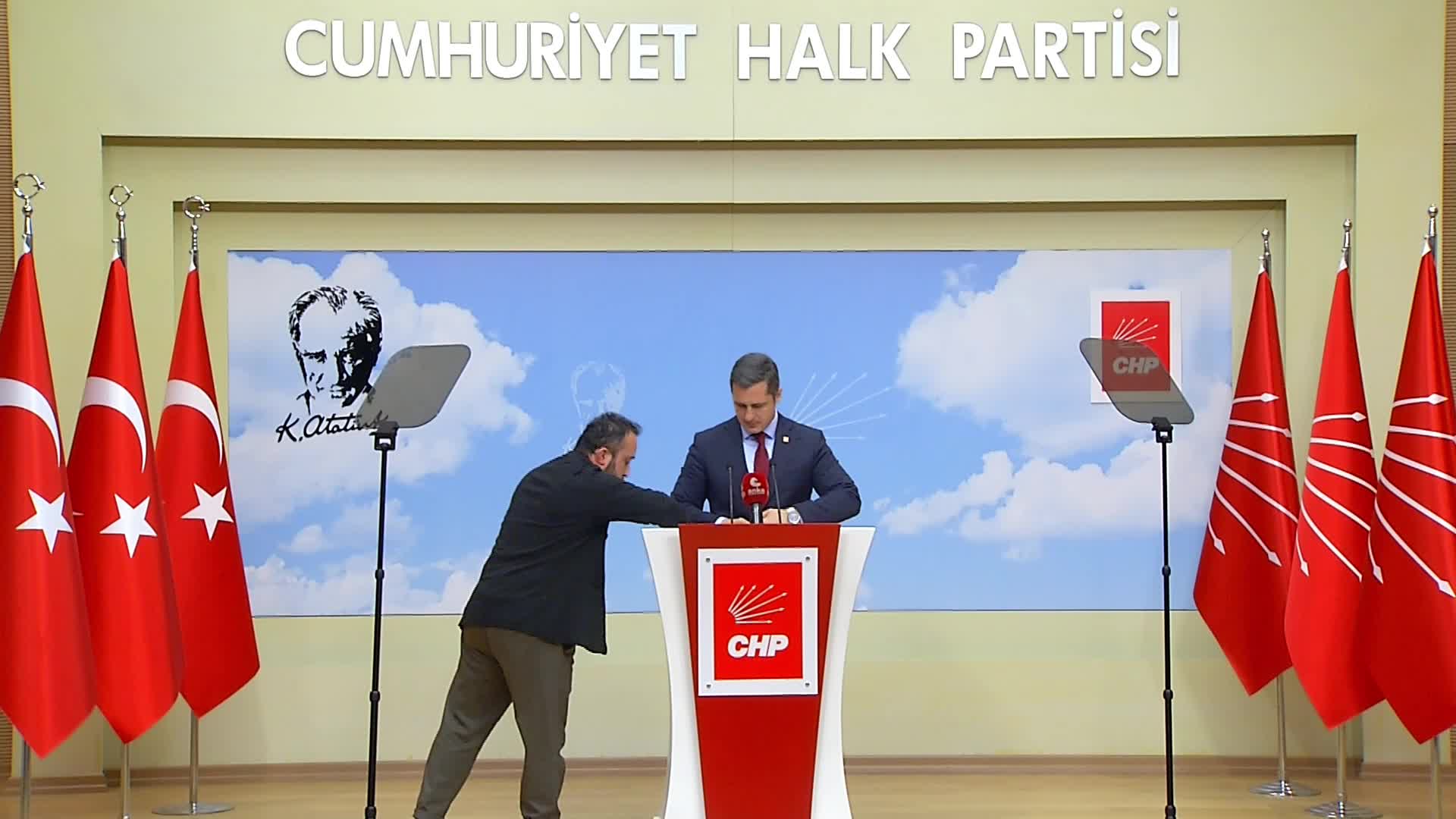 CHP Sözcüsü Deniz Yücel açıkladı: DEM Parti heyeti ile CHP heyeti yarın TBMM'de görüşecek