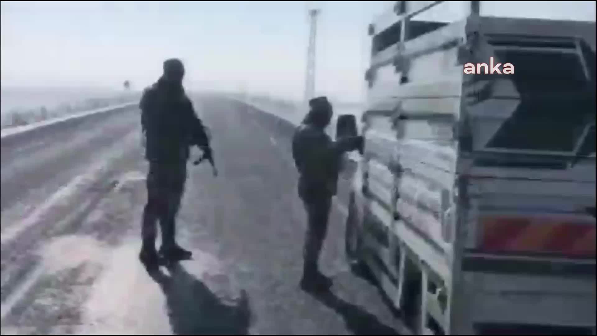 Van İl Jandarma Komutanlığı'nca aralık ayında yapılan denetimlerde 313 şüpheli yakalandı, 59'u tutuklandı