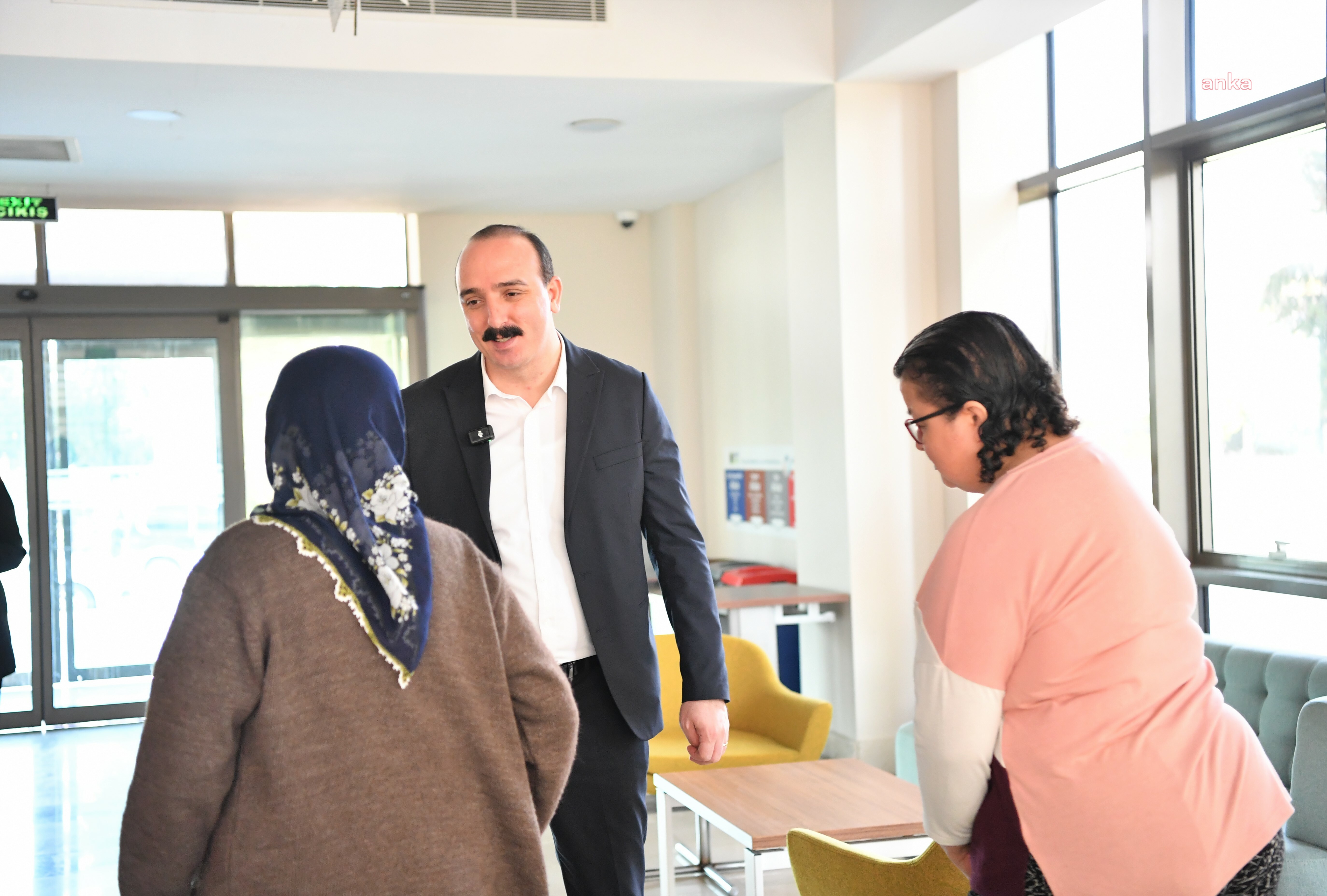 Konyaaltı Belediye Başkanı Kotan, belediyeye bağlı eğitim merkezlerini inceledi