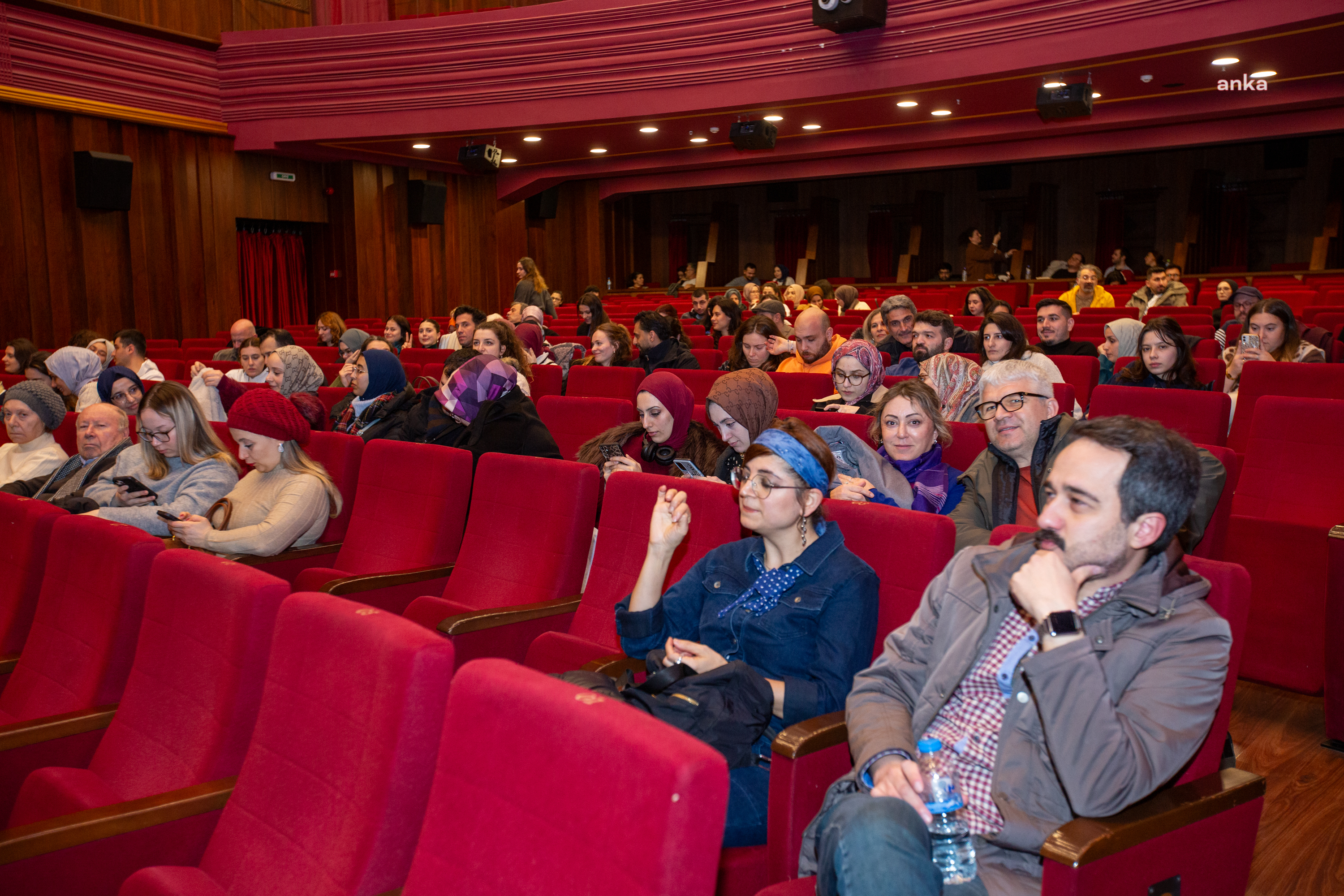 Bursalılar, pazar günleri Tayyare Sineması'nda buluşuyor