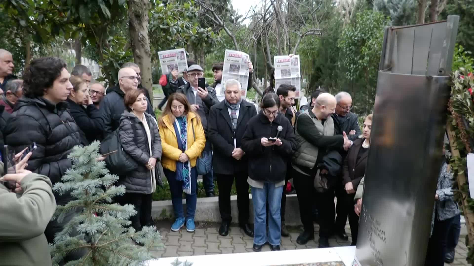 Metin Göktepe mezarı başında anıldı... Meryem Göktepe: “İşçilerin, dezavantajlıların, kayıpların gazetecisiydi”