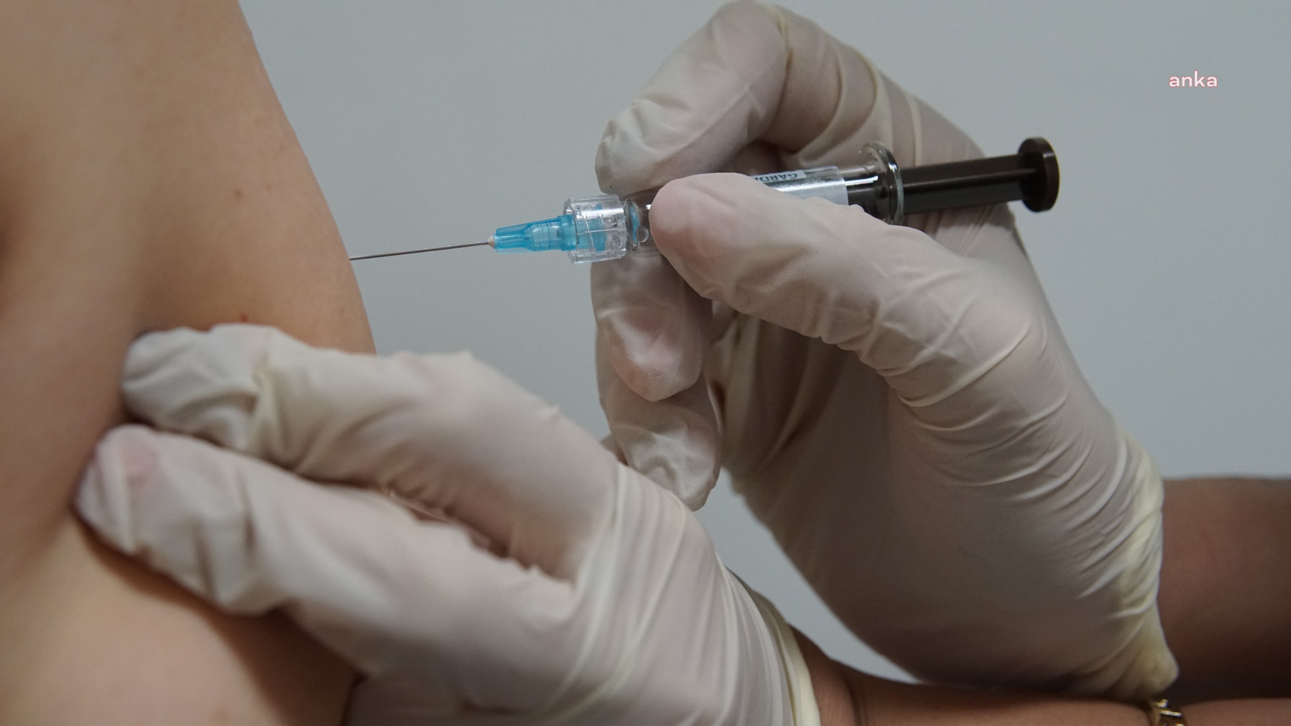 Silivri Belediyesi'nden ücretsiz HPV aşısı