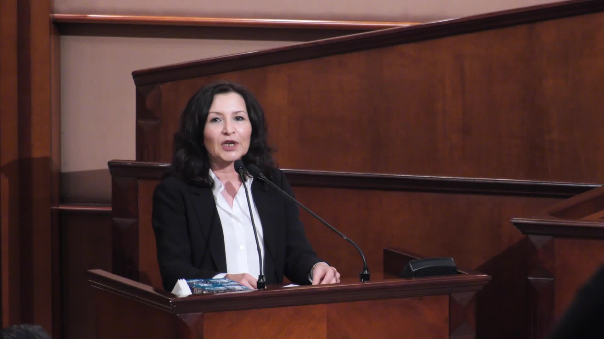 İBB Meclisi CHP Grup Başkanvekili Ülkü Sakalar: “Halk televizyonlarda kahvelerde operasyon toto oynamaya başladı”