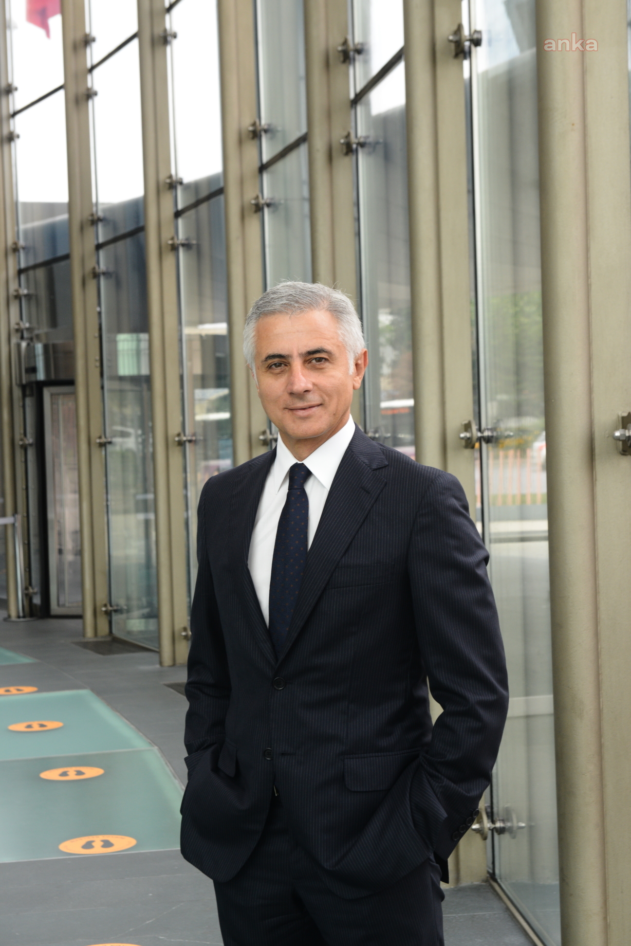 GARANTİ BBVA SENDİKASYON KREDİSİNİ YENİLEDİ