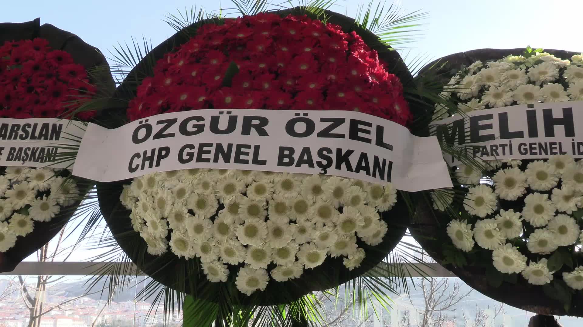 Koray Aydın'ın babası Halil İbrahim Aydın son yolculuğuna uğurlandı