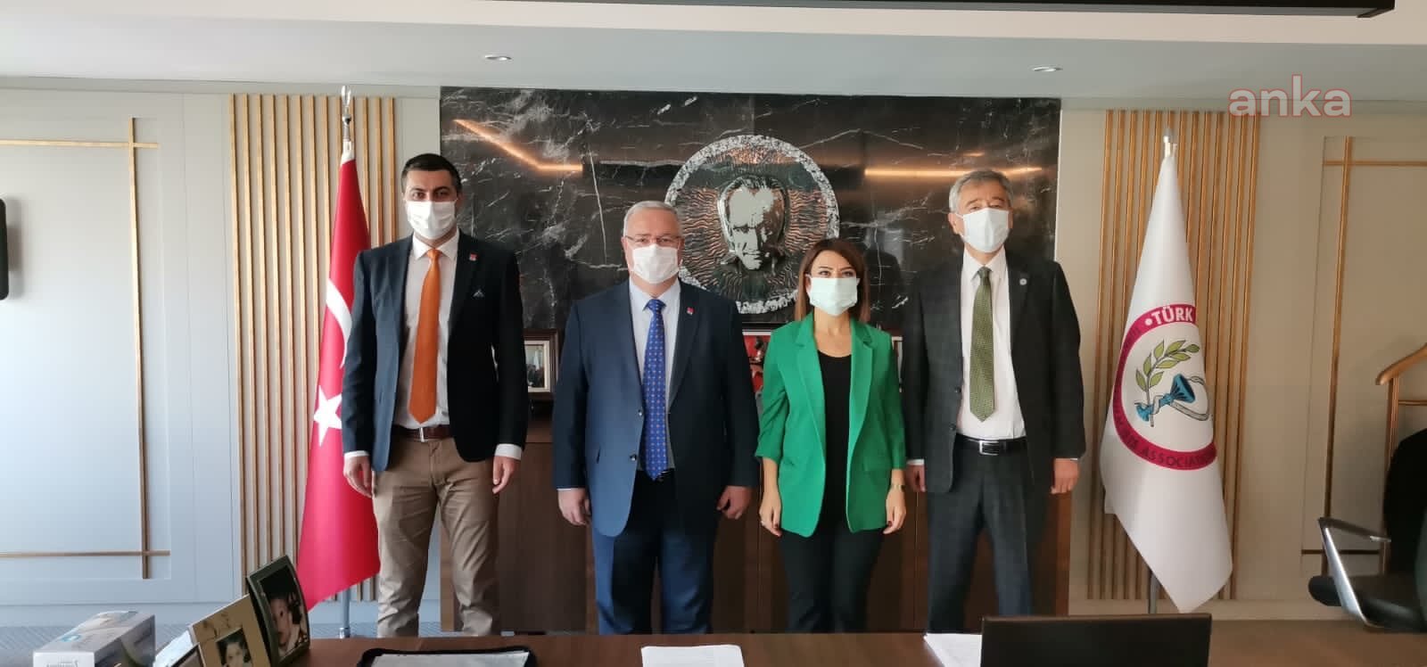 CHP ANKARA'DAN TÜRK ECZACILAR BİRLİĞİ BAŞKANI ÇOLAK'A ZİYARET