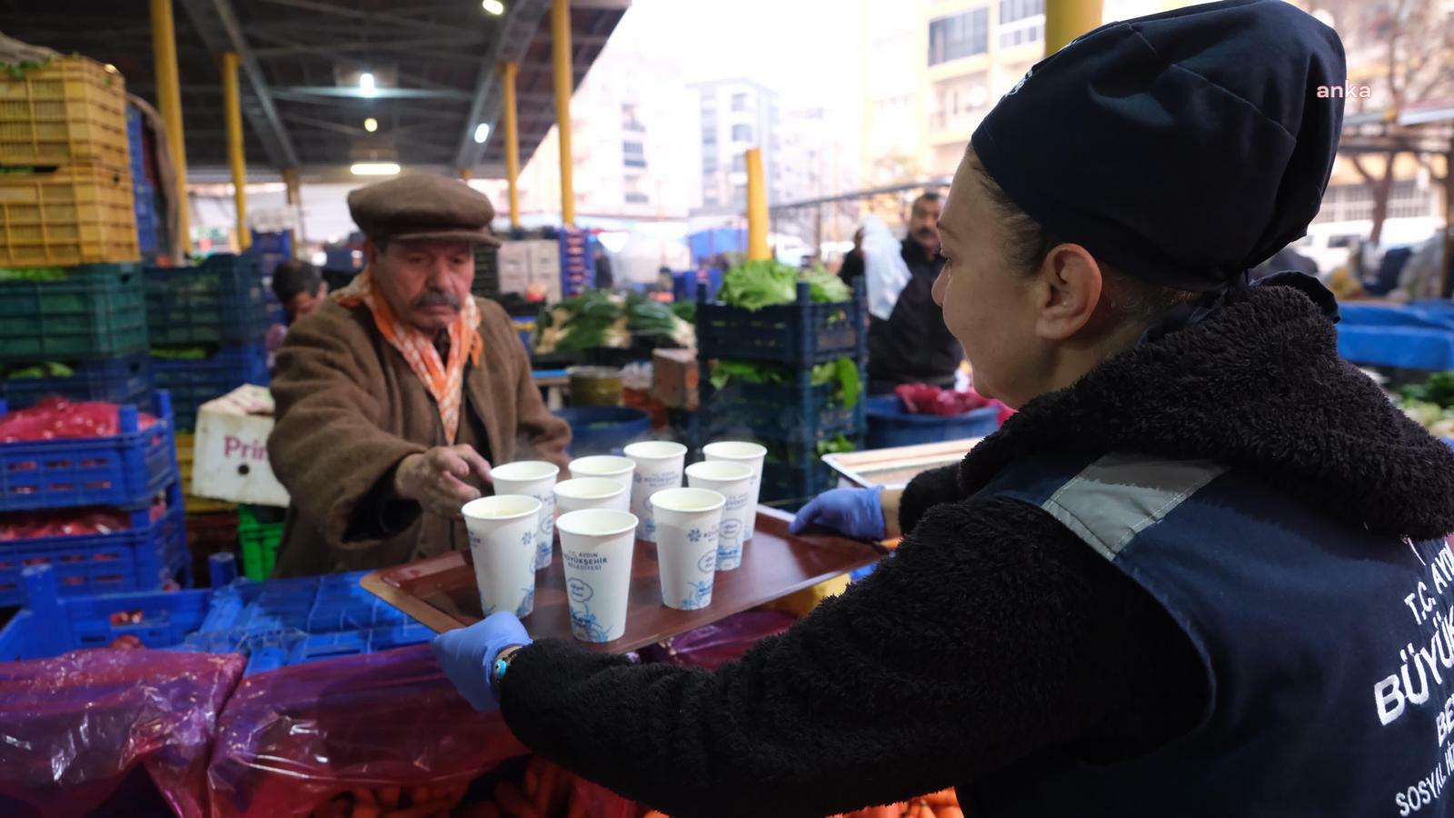 Aydın Büyükşehir Belediyesi’nin çorba ikramı devam ediyor