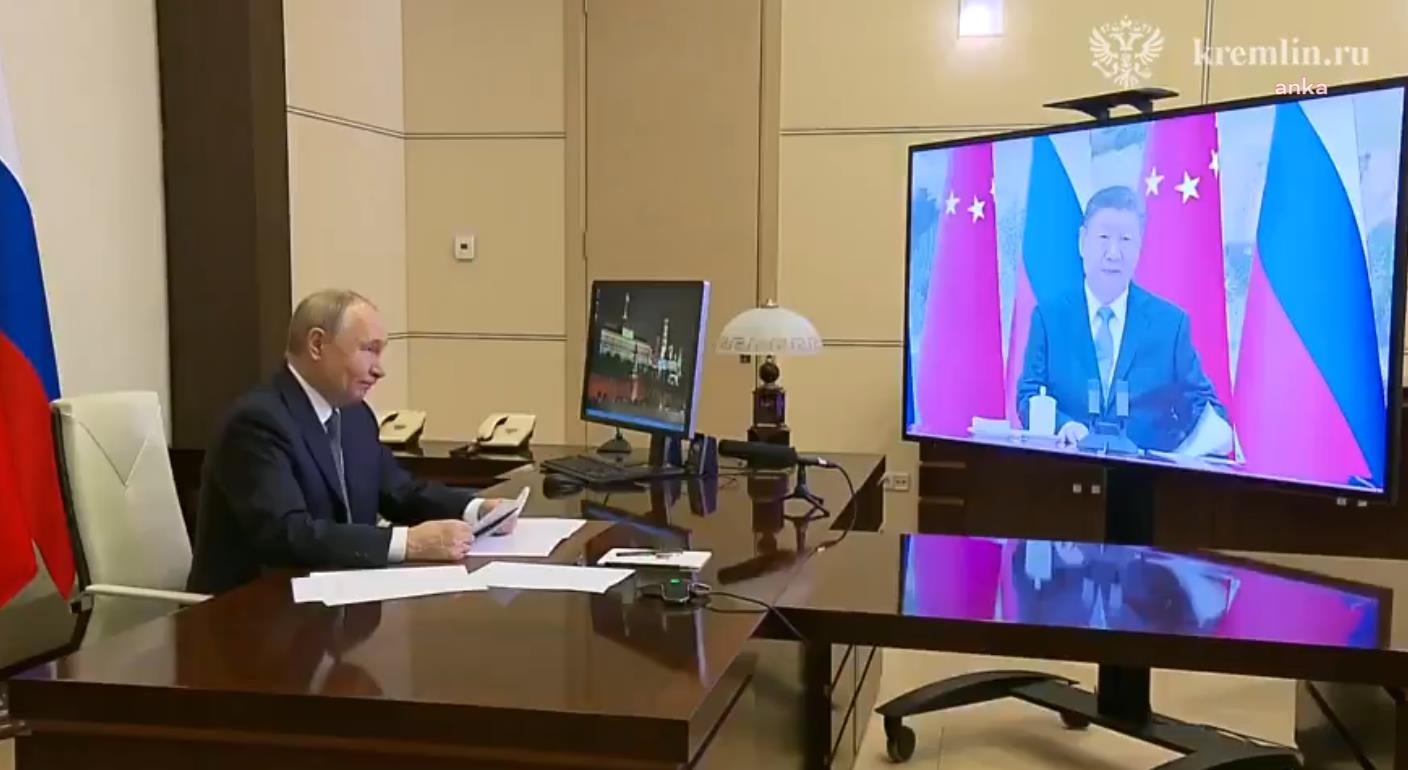 Xi ve Putin, Trump'ın göreve başlamasının ardından video konferans aracılığıyla görüştü