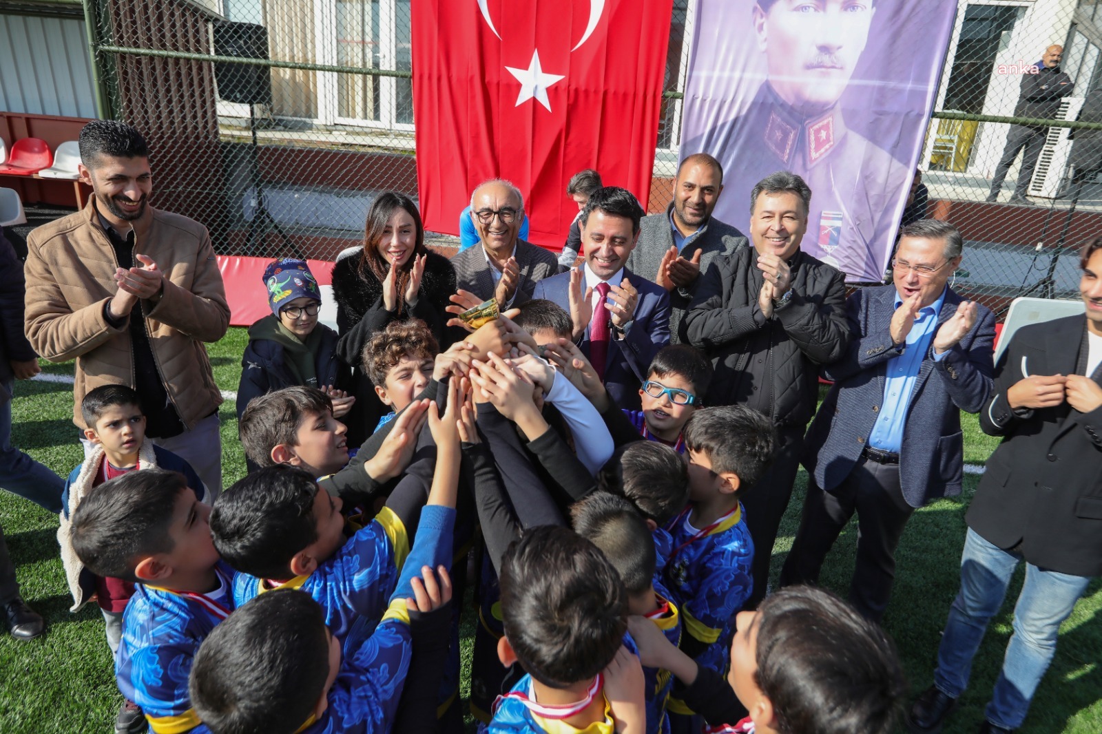 Bayraklı Belediyesi'nin U-10 Cup Futbol Turnuvası sona erdi