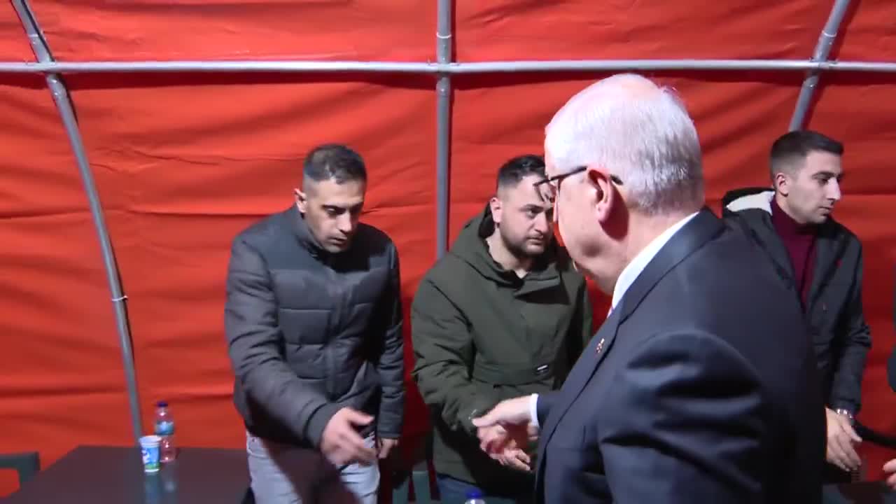 Milli Savunma Bakanı Güler, Astsubay Ufuk Akıncı’yı şehit eden teröristlerin etkisiz hale getirildiğini bildirdi