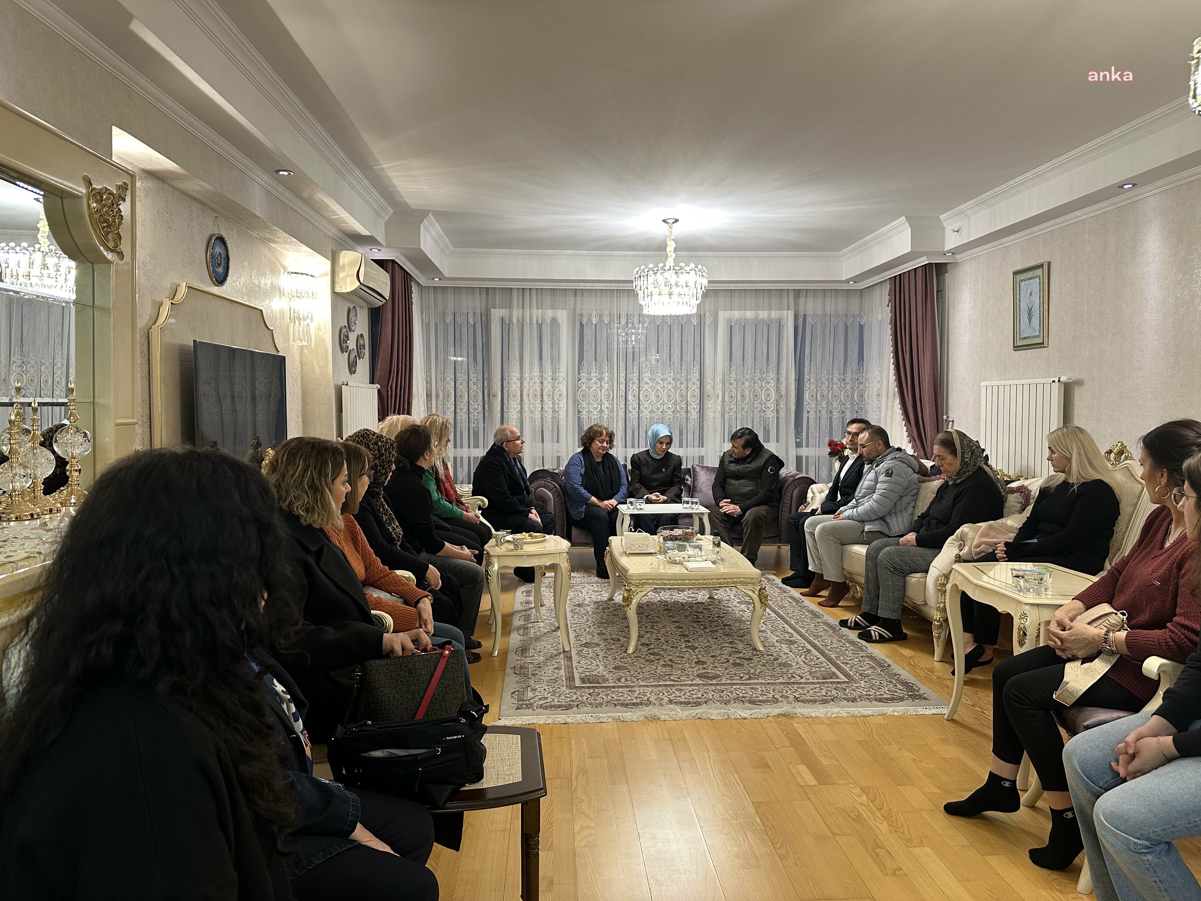 Bakan Göktaş'tan, evlatlarını kaybeden Gençbay ailesine başsağlığı ziyareti