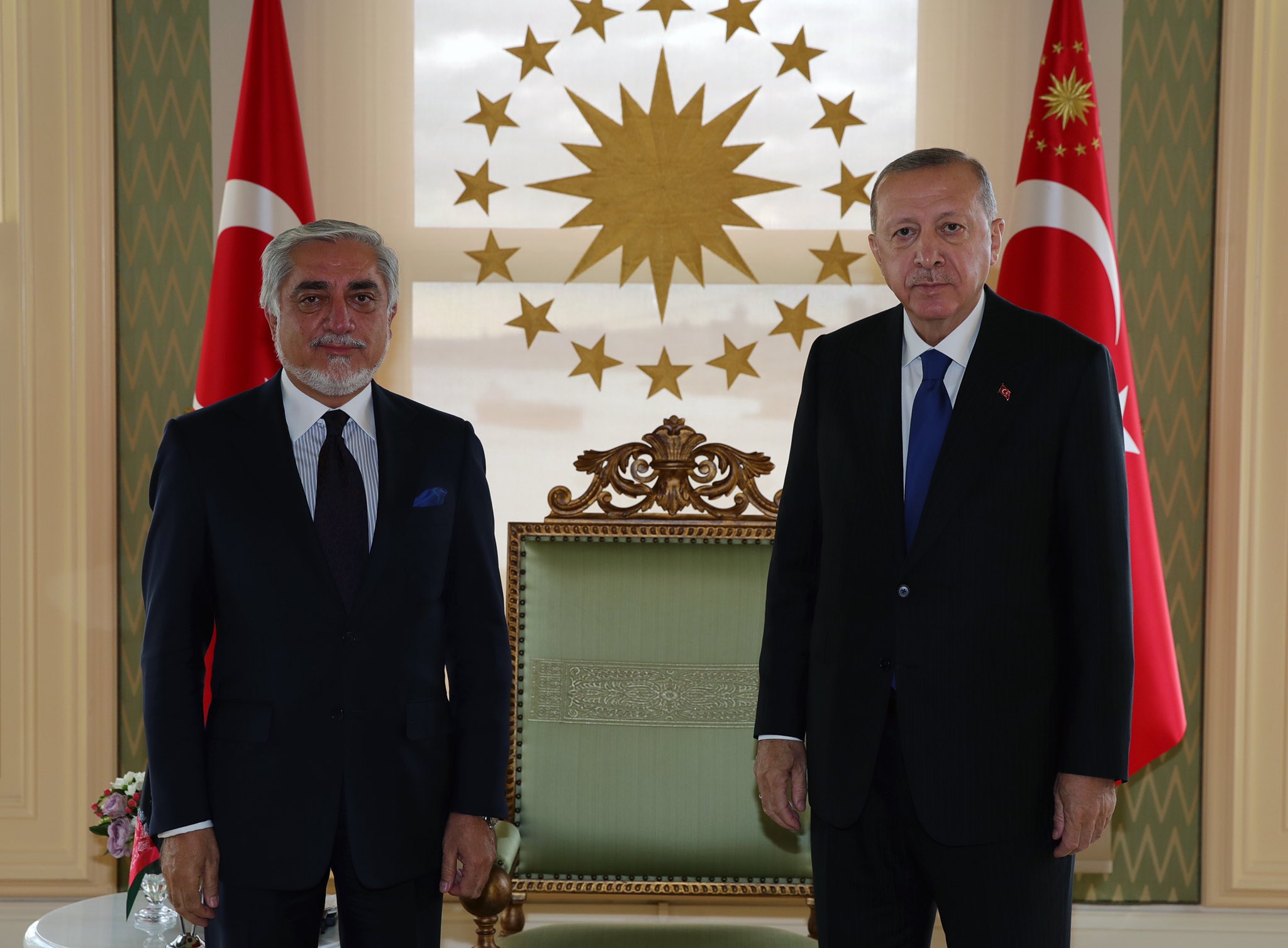 ERDOĞAN, AFGANİSTAN MİLLÎ UZLAŞI YÜKSEK KONSEYİ BAŞKANI ABDULLAH İLE GÖRÜŞTÜ