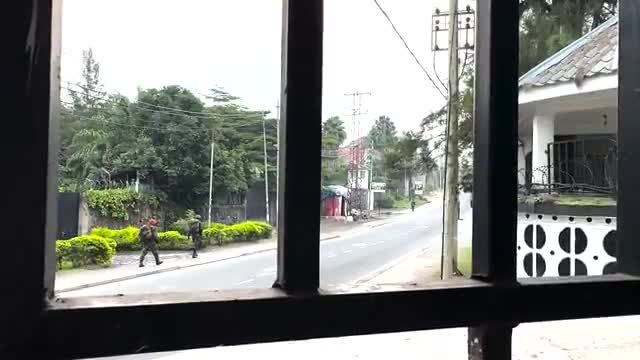 Kongo’nun başkentinde protestolar düzelenirken; askeri güçler doğuda M23’ü yavaşlatmaya çalışıyor