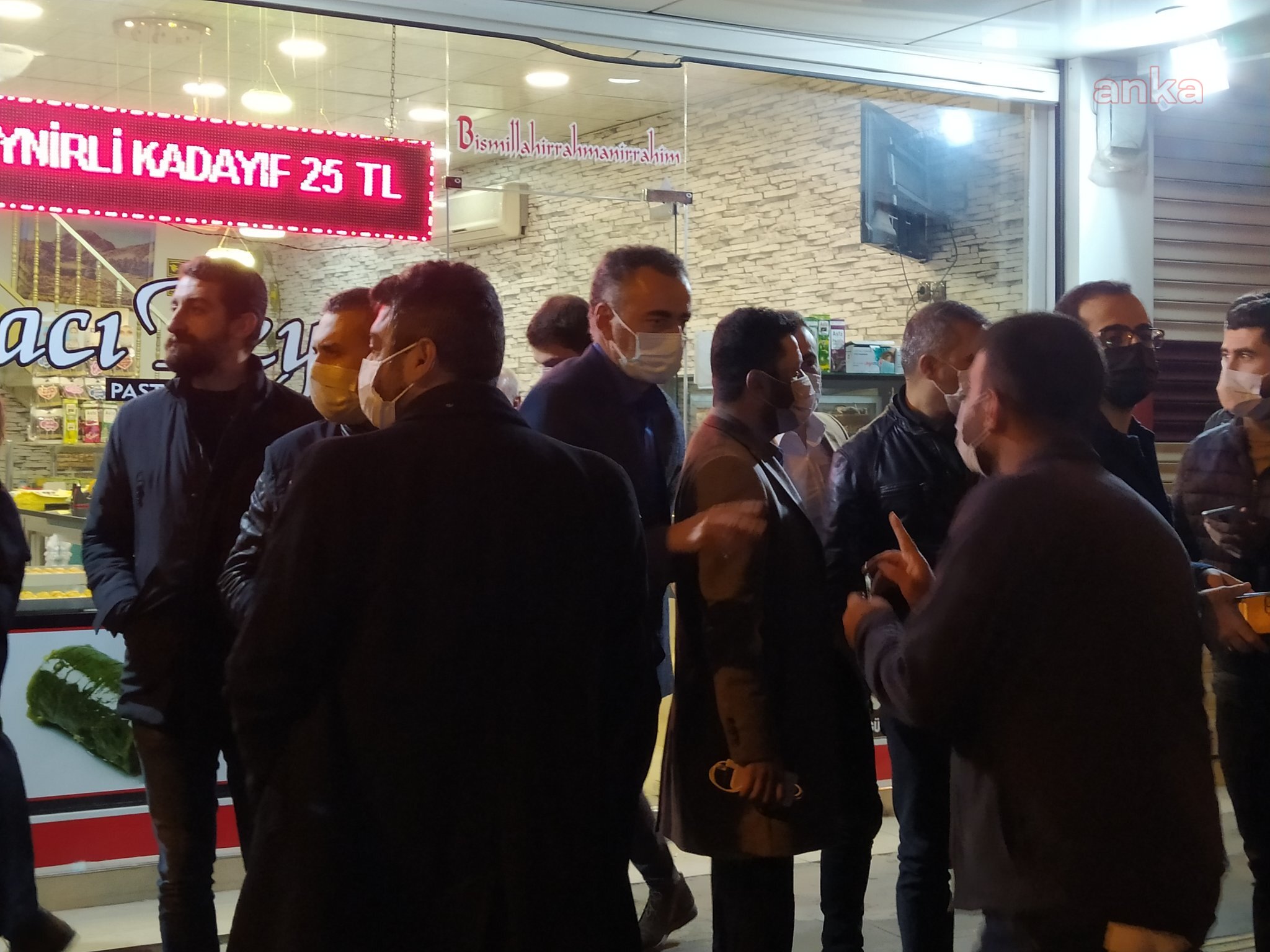DİYARBAKIR'DA GÖZALTINA ALINAN 24 AVUKATTAN 22'Sİ SERBEST BIRAKILDI