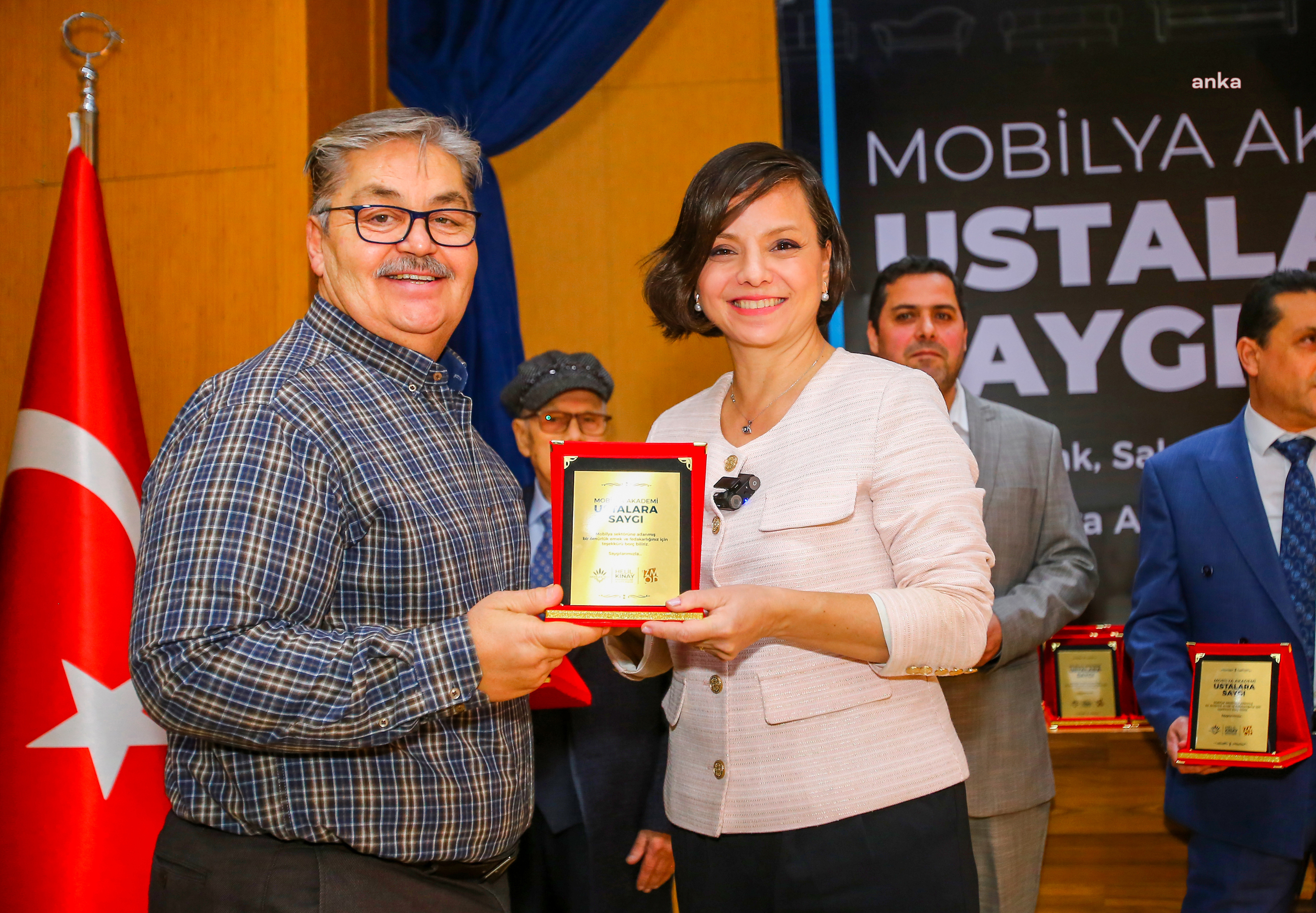 Karabağlar’da mobilya ustaları onurlandırıldı