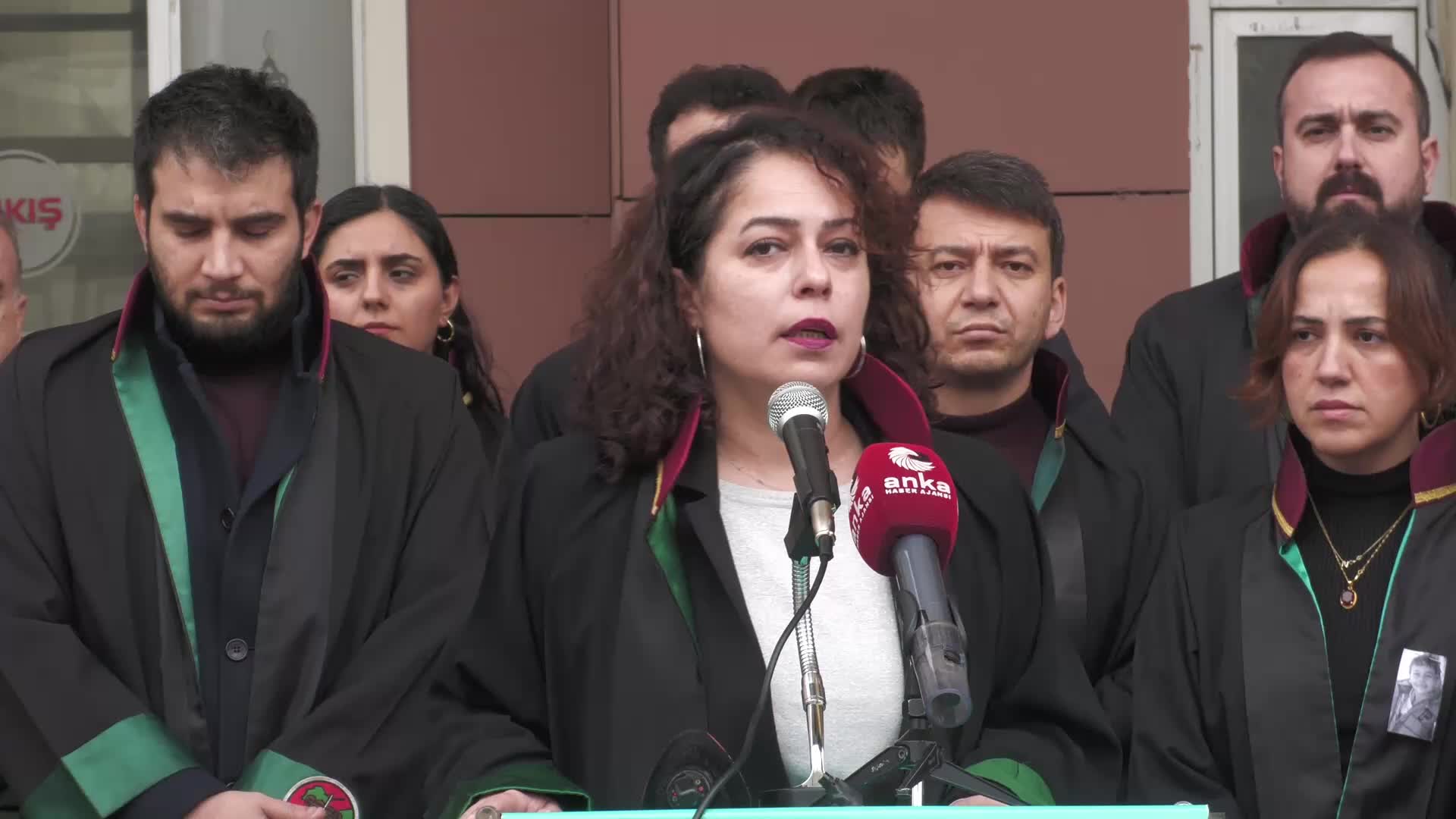 43 kişinin yaşamını yitirdiği Selim Köse Apartmanı davası, cuma günü başlıyor... Manisa Barosu Başkanı Malay: "Bu davalara sahip çıkmak zorundayız"