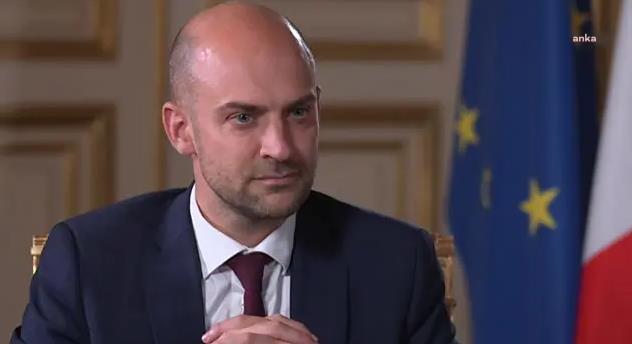 Fransa Dışişleri Bakanı Barrot: “Fransa, Danimarka ile Grönland’e asker gönderme konusunu tartışıyor”