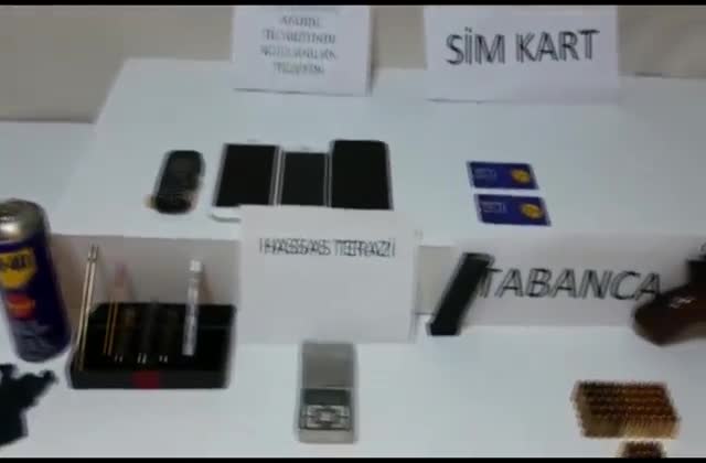 İSTANBUL'DA UYUŞTURUCU TİCARETİ YAPAN İKİ KATİL ZANLISI YAKALANDI