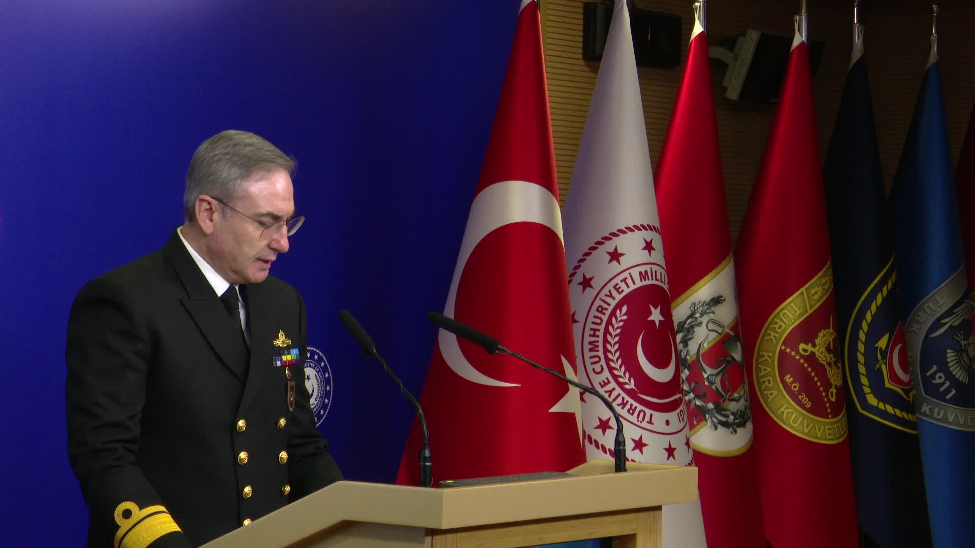 Teğmenler soruşturması...  MSB kaynakları: YDK gerekçeli kararları bugün mesai bitimine kadar tamamlanıp onaya sunulacak