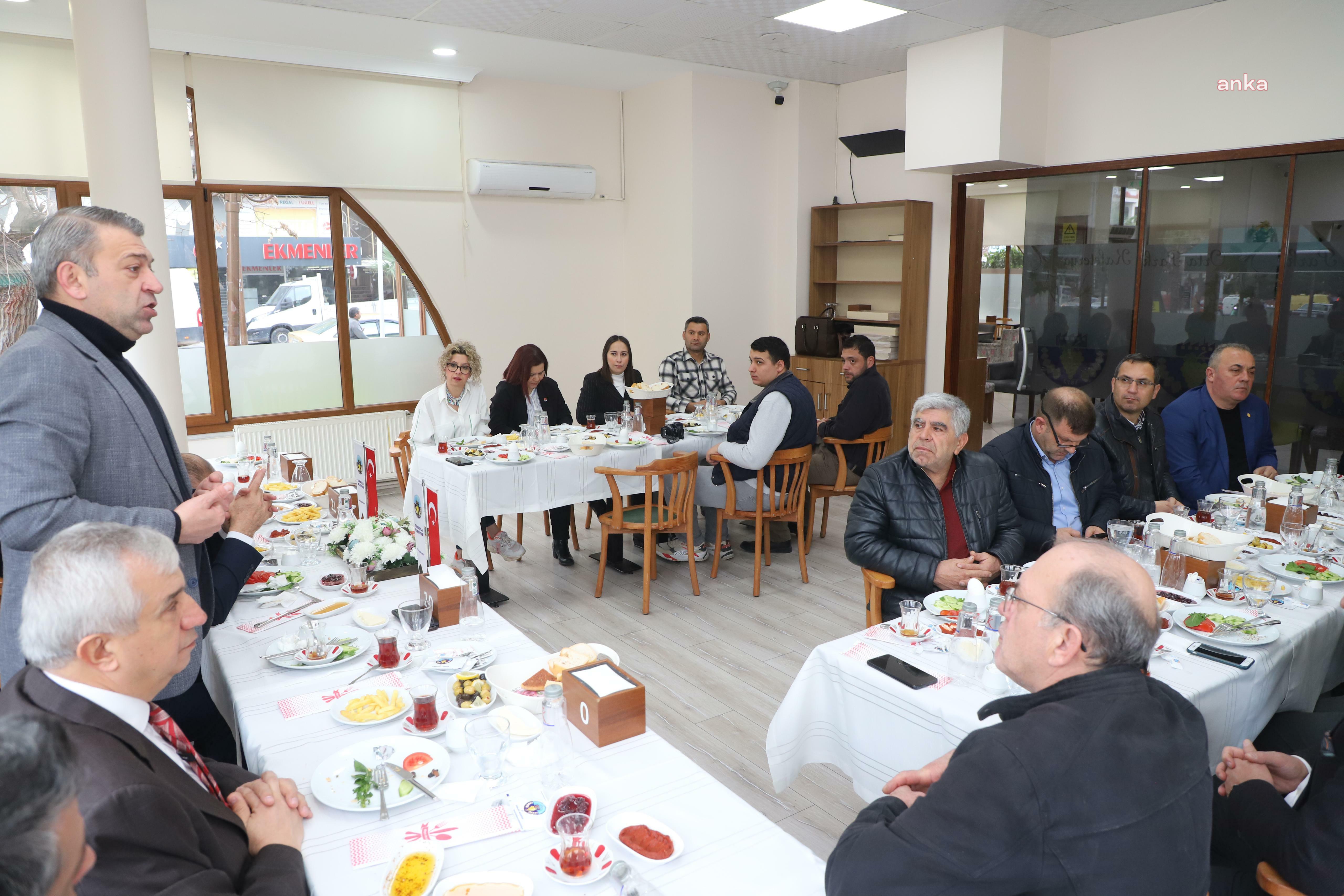 Turgutlu Belediye Başkanı Akın, esnaf odası başkanları ile bir araya geldi