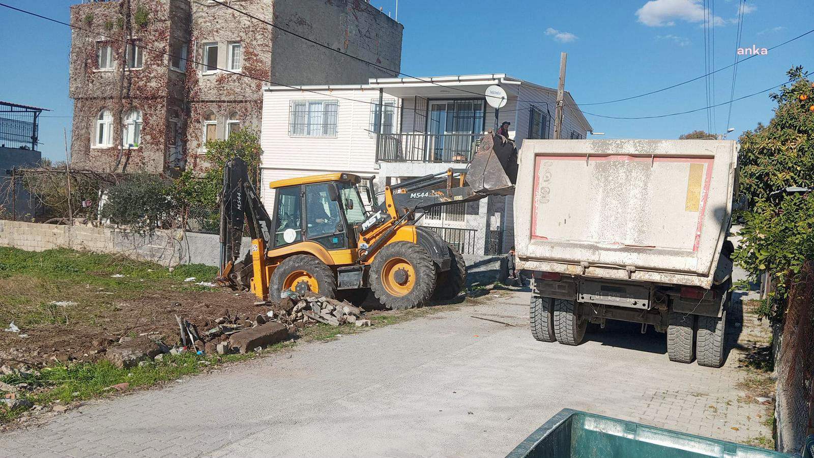 Yumurtalık’ta eş zamanlı temizlik çalışması