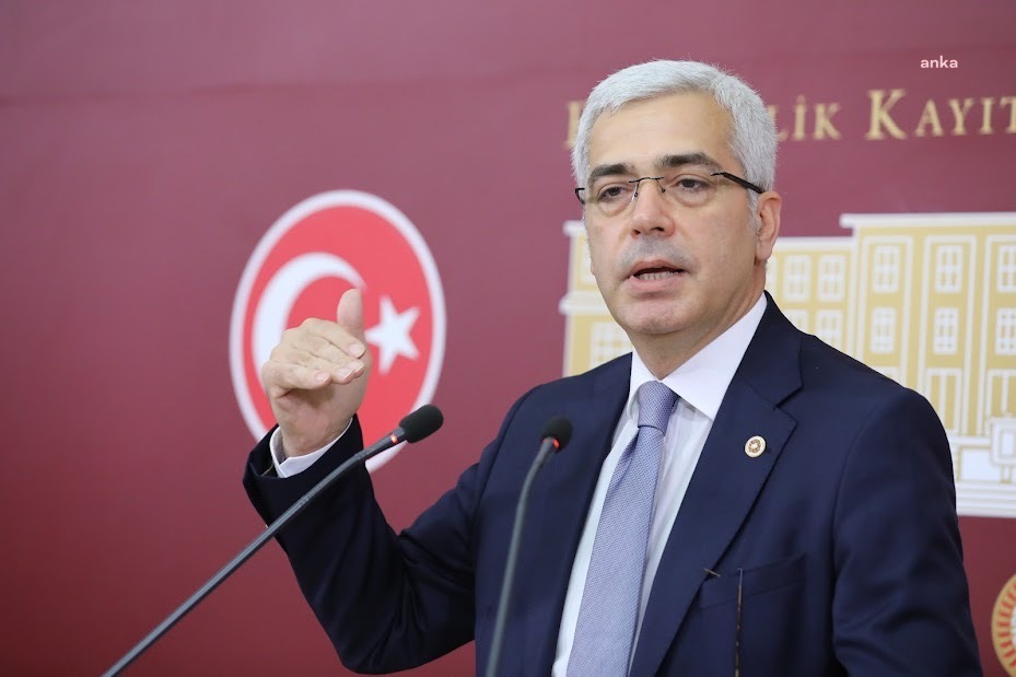 Teğmenler ihraç edildi… Salih Uzun: “Emeklilik hayatlarını başı eğik yaşayacaklar Kara Kuvvetleri Komutanı, Milli Savunma Bakanı'dır”