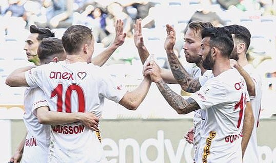 Onvo Antalyaspor, Atakaş Hatayspor'u 3-2 mağlup etti