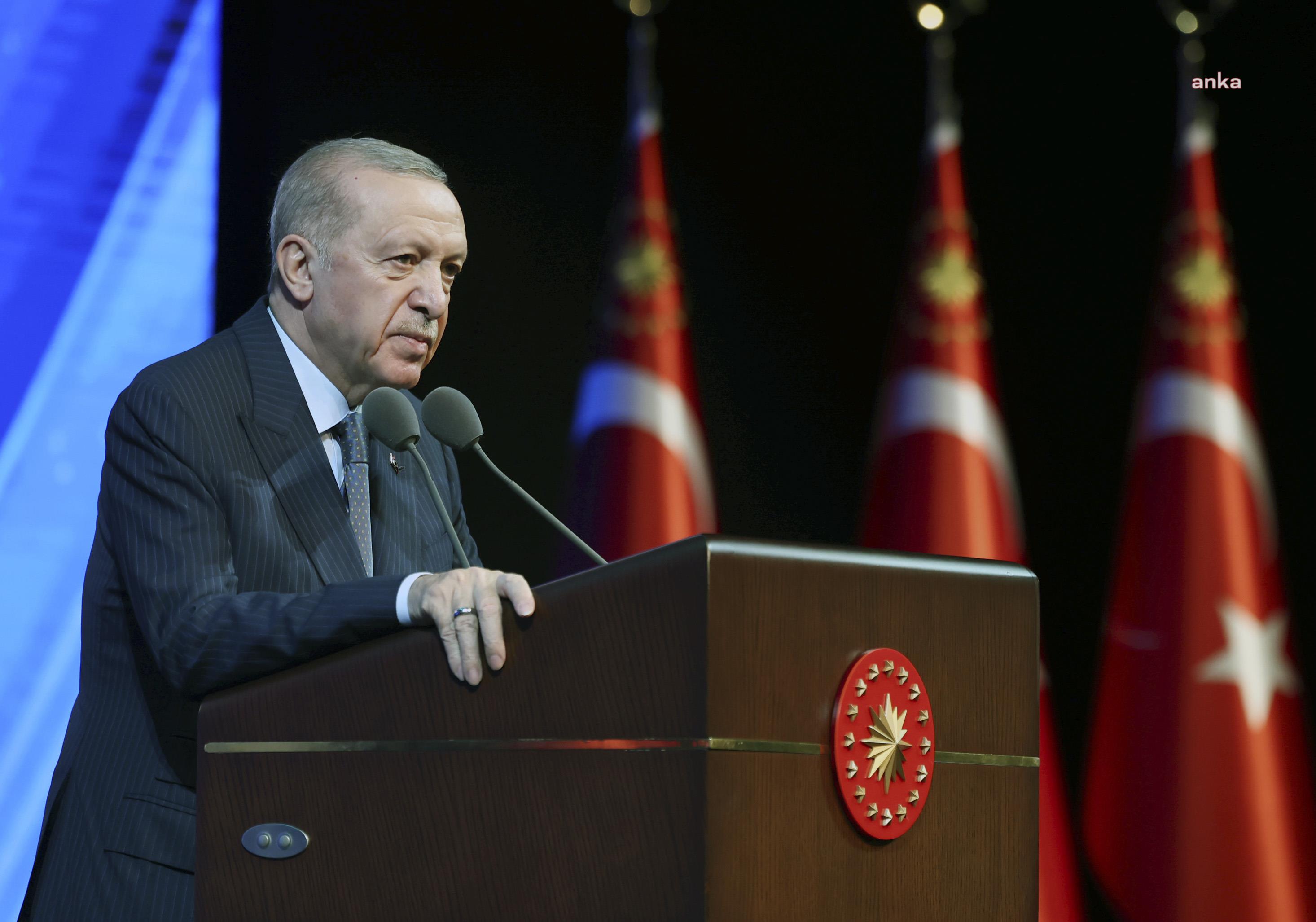 Cumhurbaşkanı Erdoğan, kaligrafi sanatçısı Etem Çalışkan için taziye mesajı paylaştı