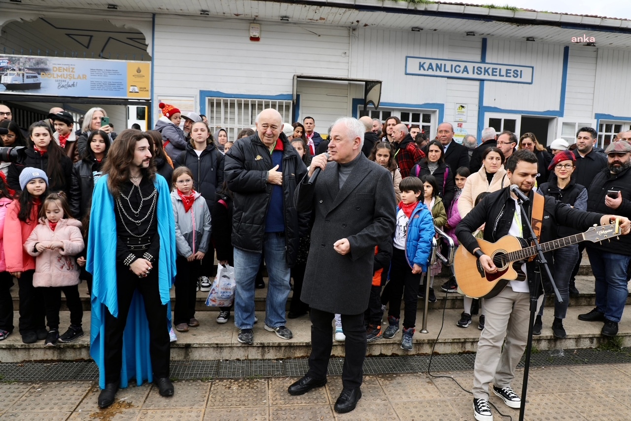 Barış Manço,vefatının 26. yılında Kanlıca'da mezarı başında anıldı