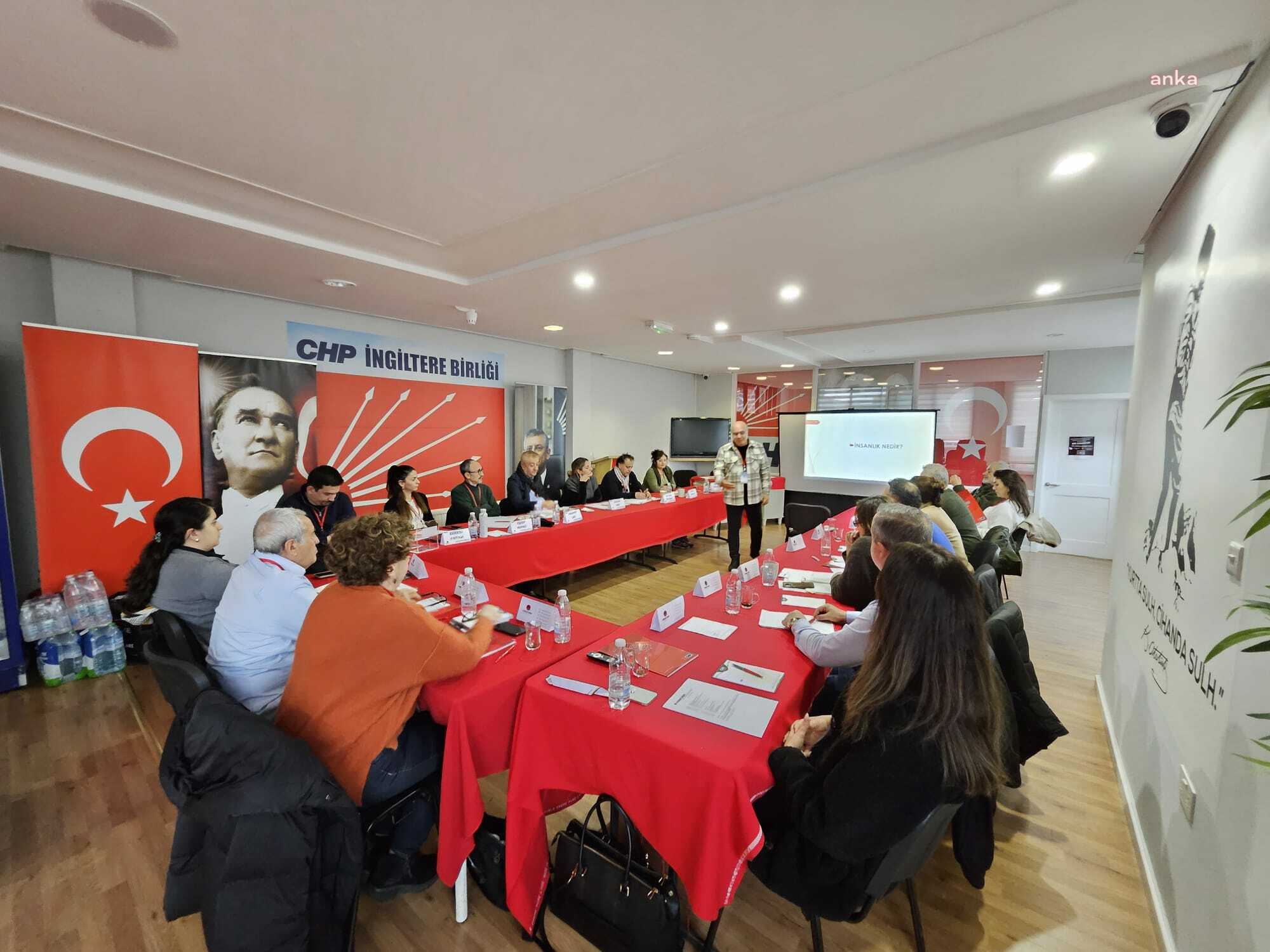 CHP Parti Okulu, Londra’da partililer için "temel siyasi eğitim" düzenledi
