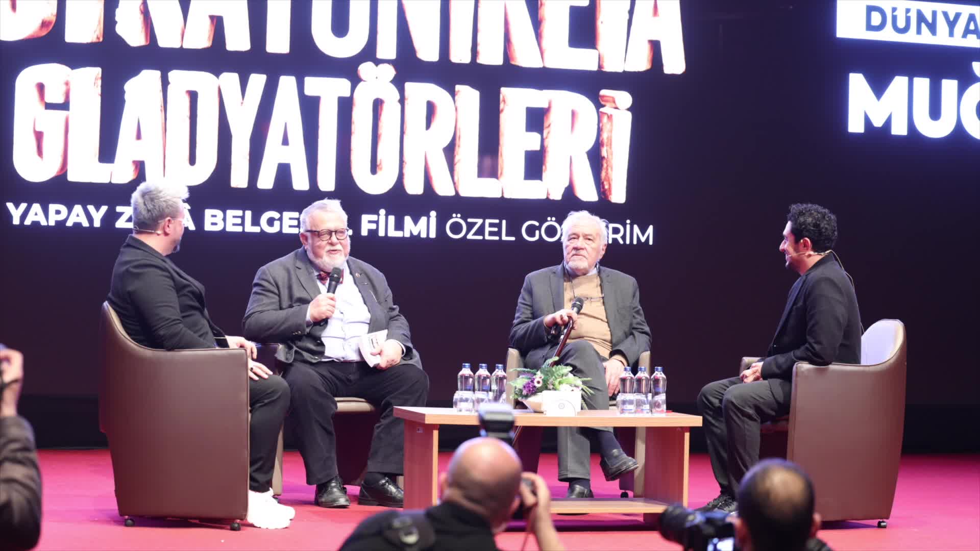 Muğla'da Stratonikeia Gladyatörleri belgeselinin özel gösterimi yapıldı