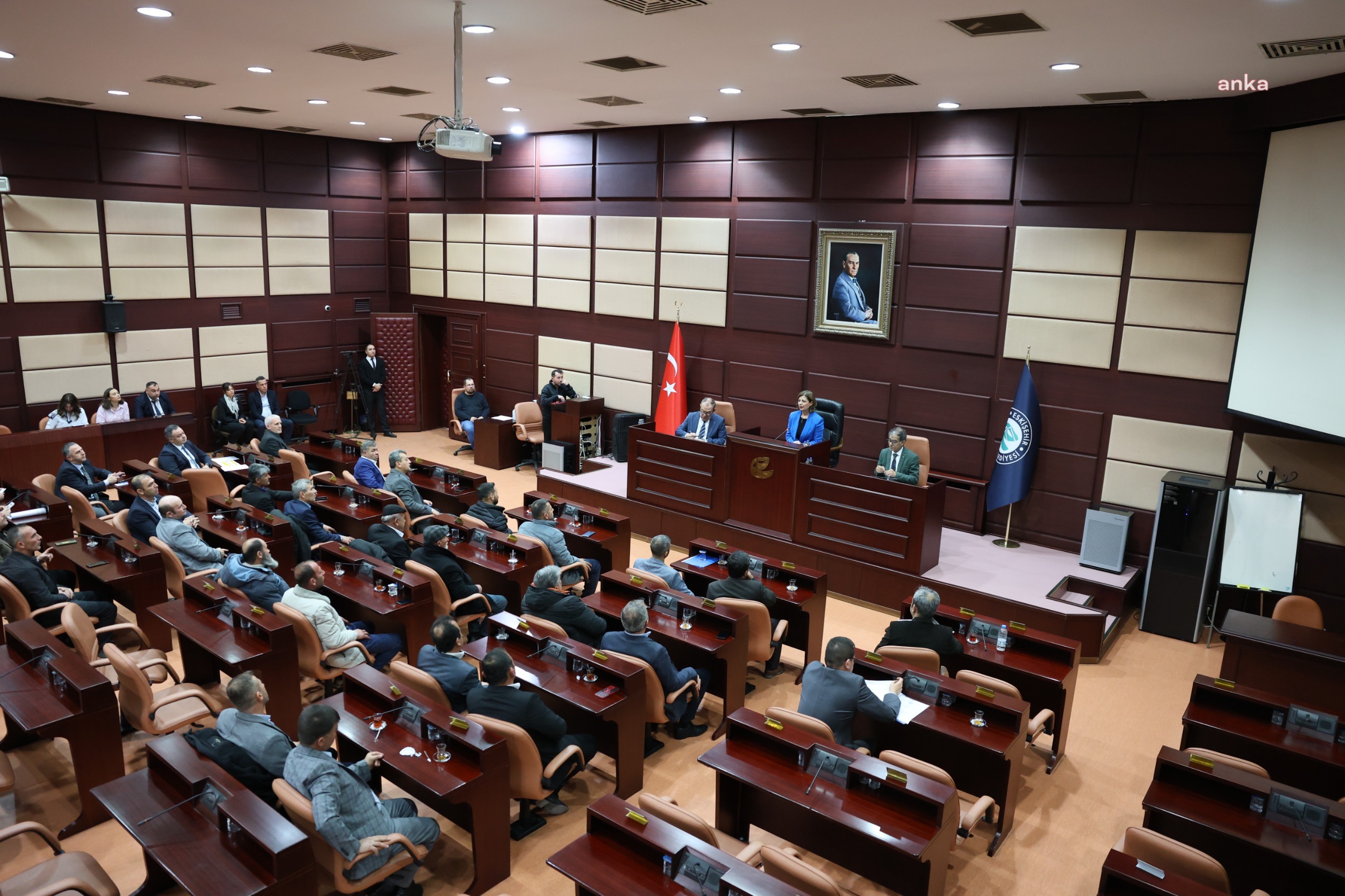 Eskişehir Büyükşehir Belediye Başkanı Ünlüce, Günyüzü ilçesi mahalle muhtarları ile bir araya geldi
